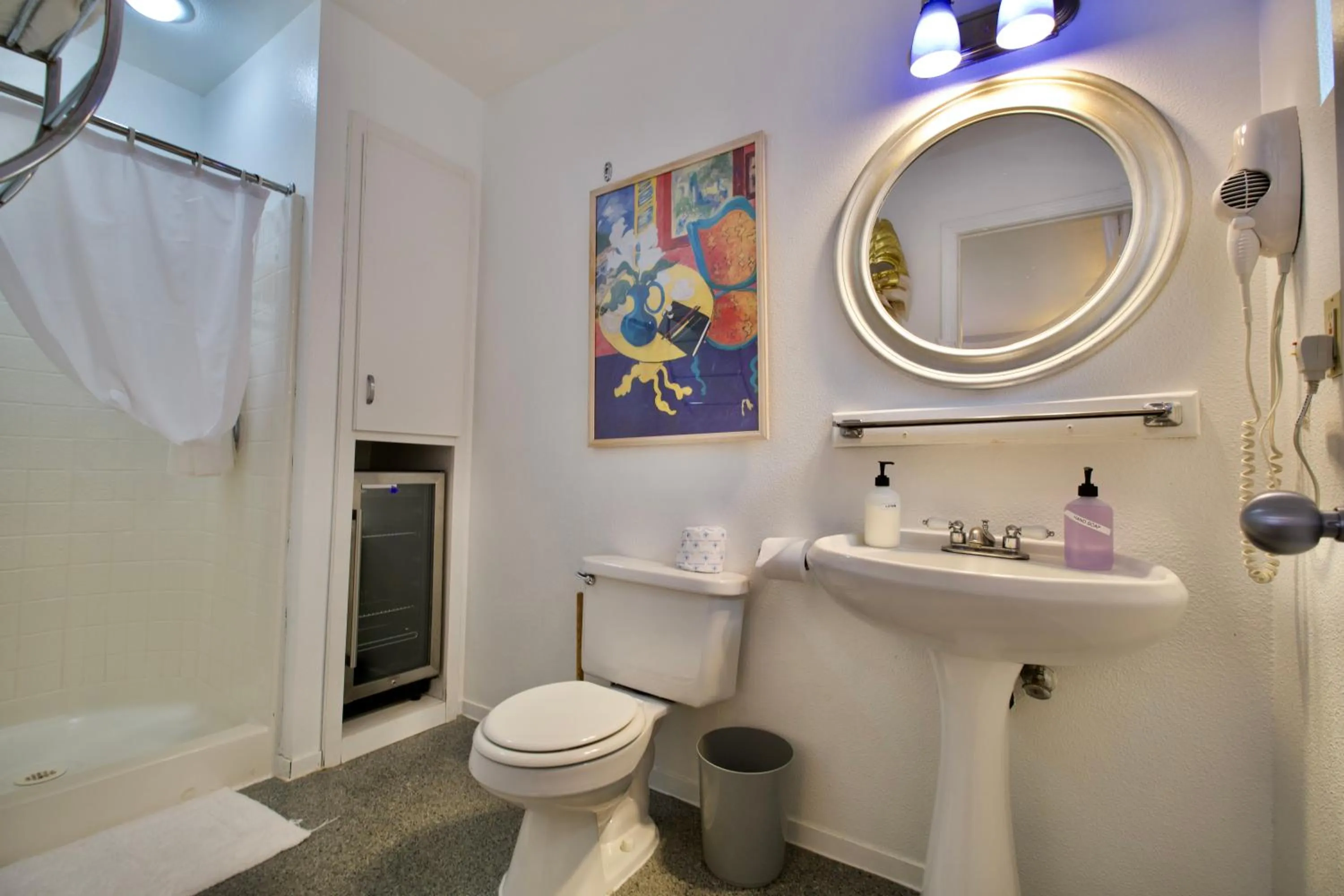 Yosemite Bug Rustic Mountain Resort