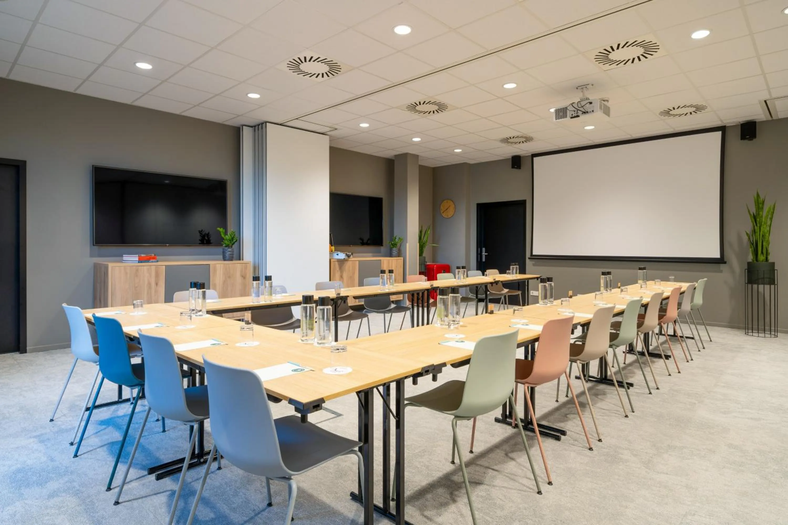 Restaurant/places to eat in INNSiDE by Meliá Luxembourg