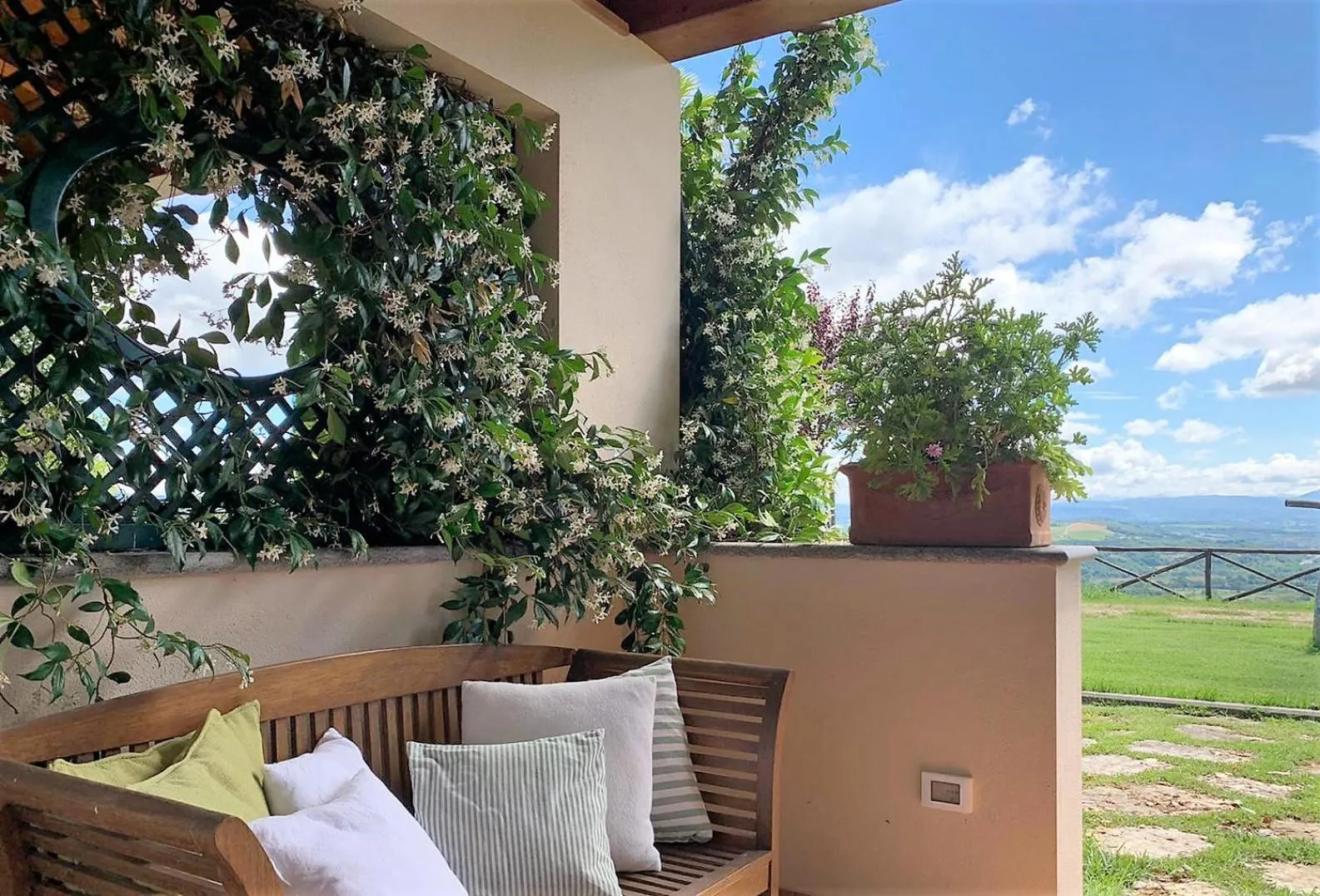 Patio in L'Olivo Country Resort & SPA