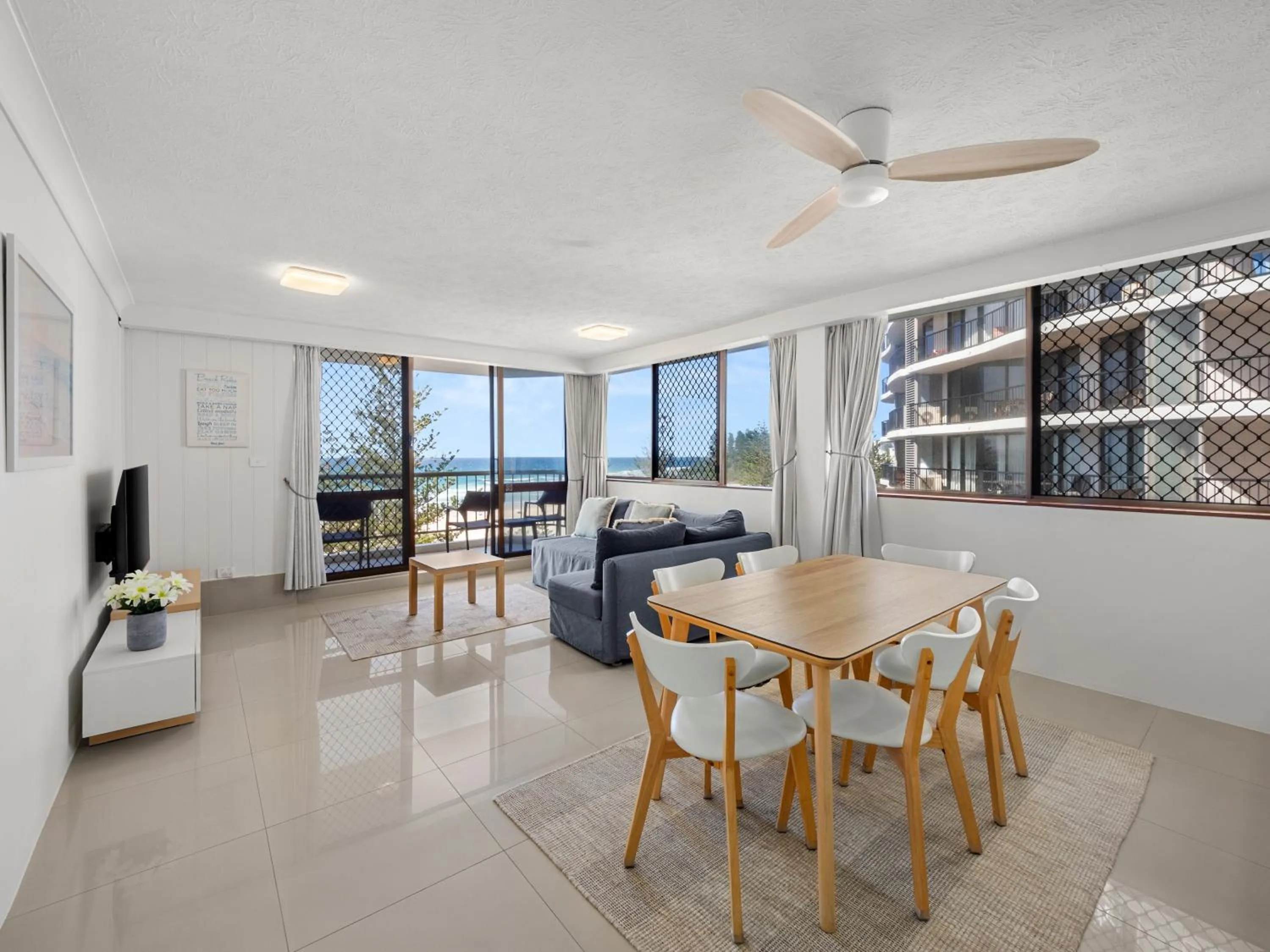 Aries Holiday Apartments