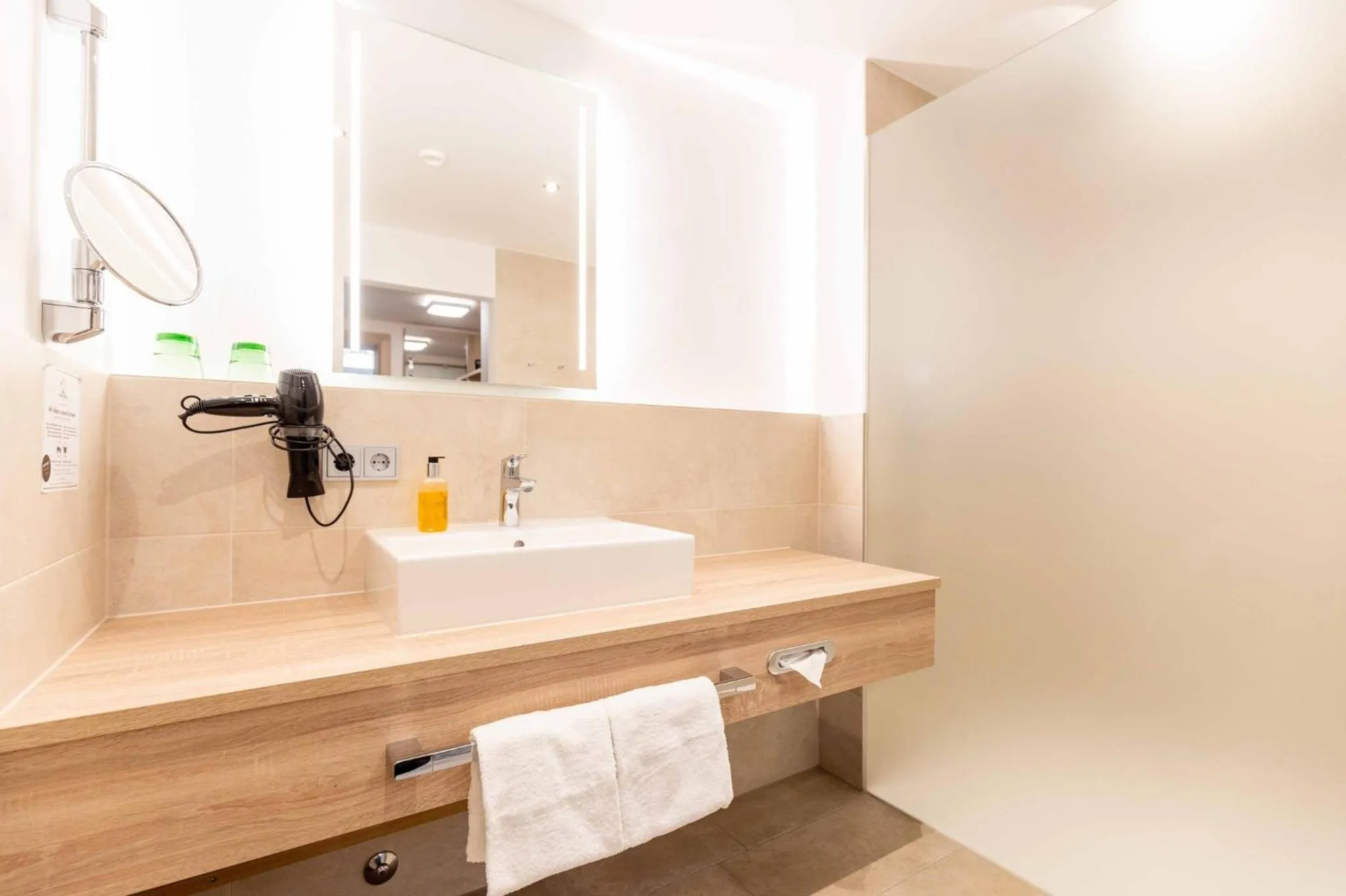 Photo of the whole room in Das Walchsee Resort