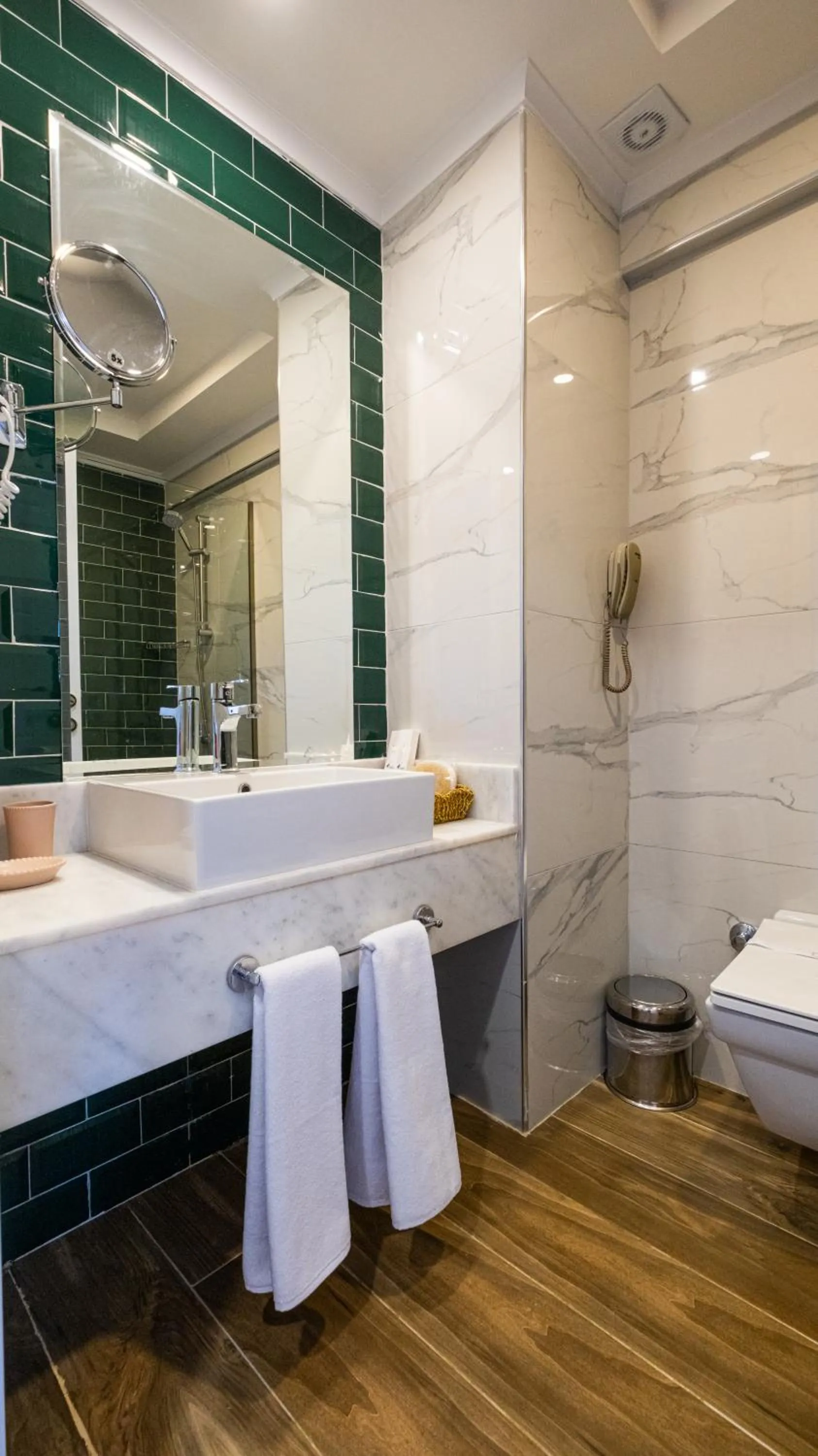 Shower in Feniks Priority Hotel -All Inclusive