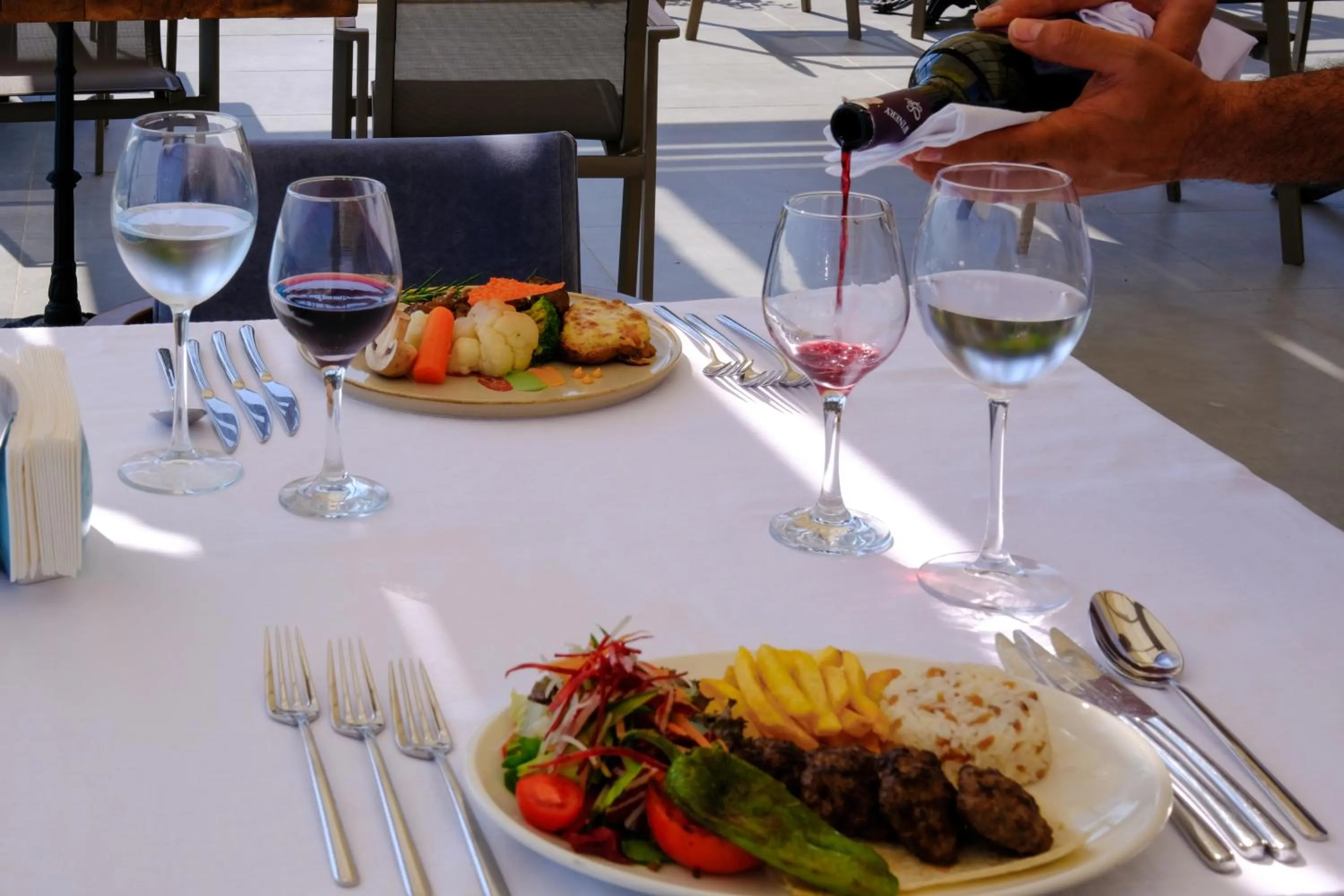 Restaurant/places to eat in Feniks Priority Hotel -All Inclusive
