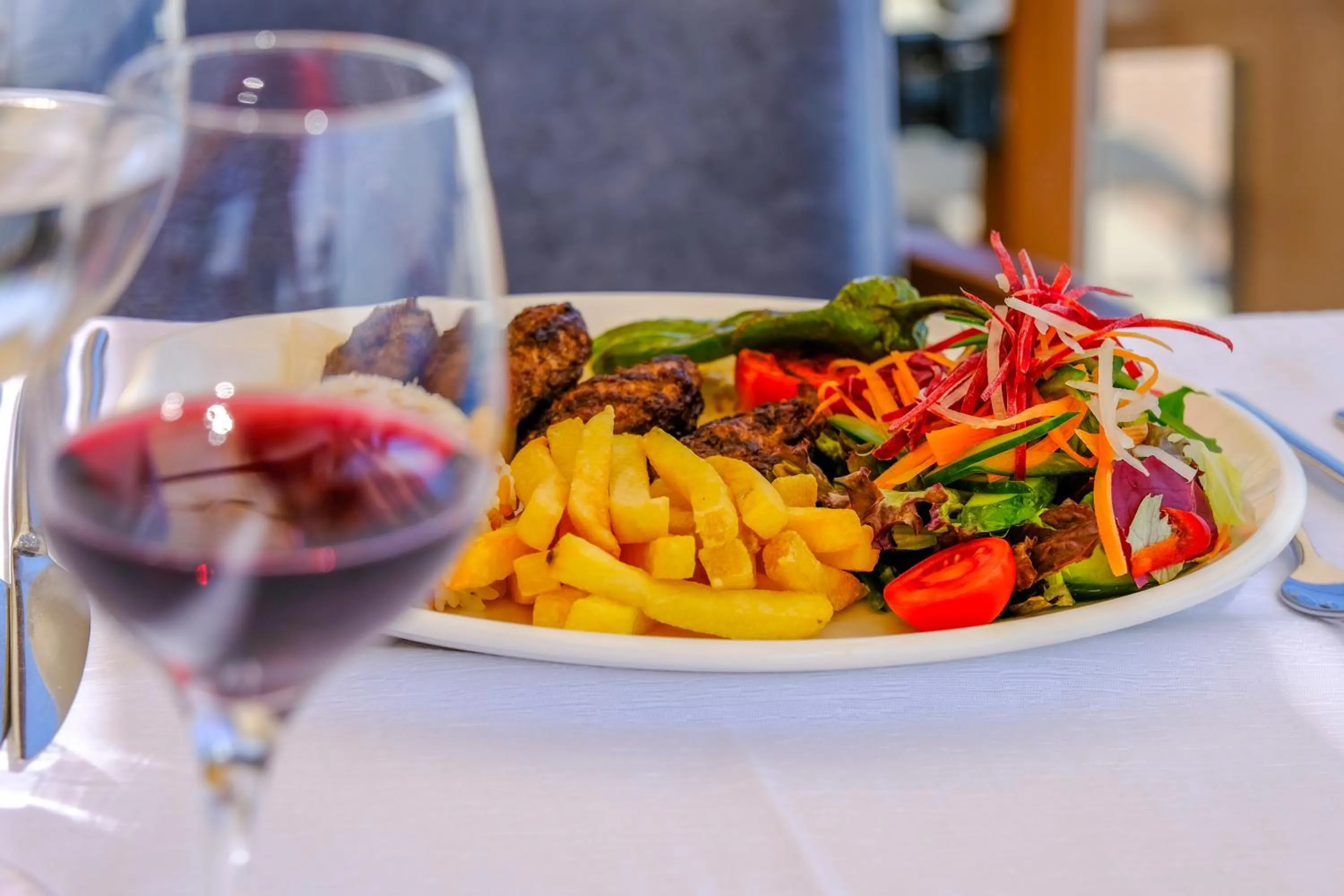 Food and drinks in Feniks Priority Hotel -All Inclusive