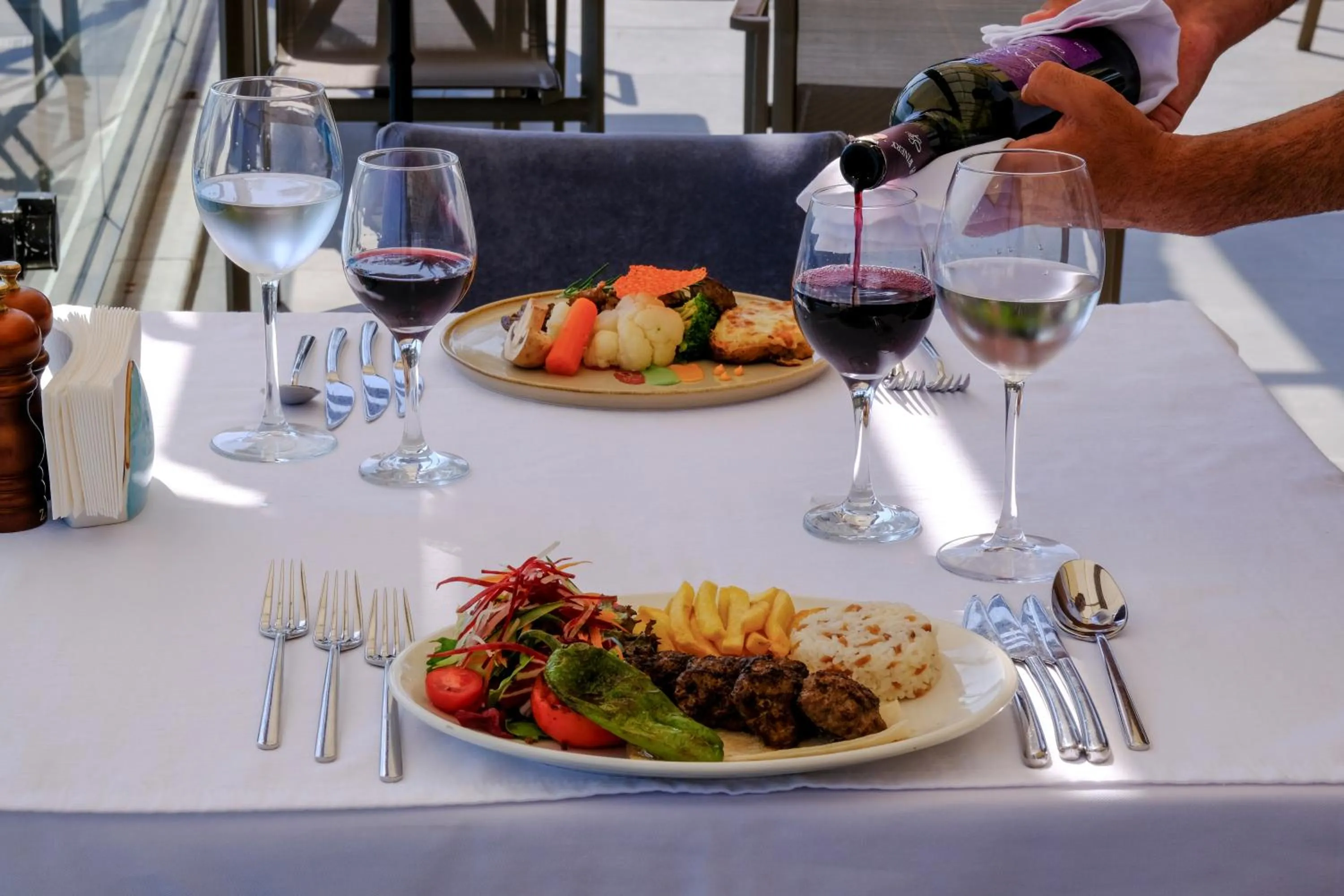 Restaurant/places to eat in Feniks Priority Hotel -All Inclusive