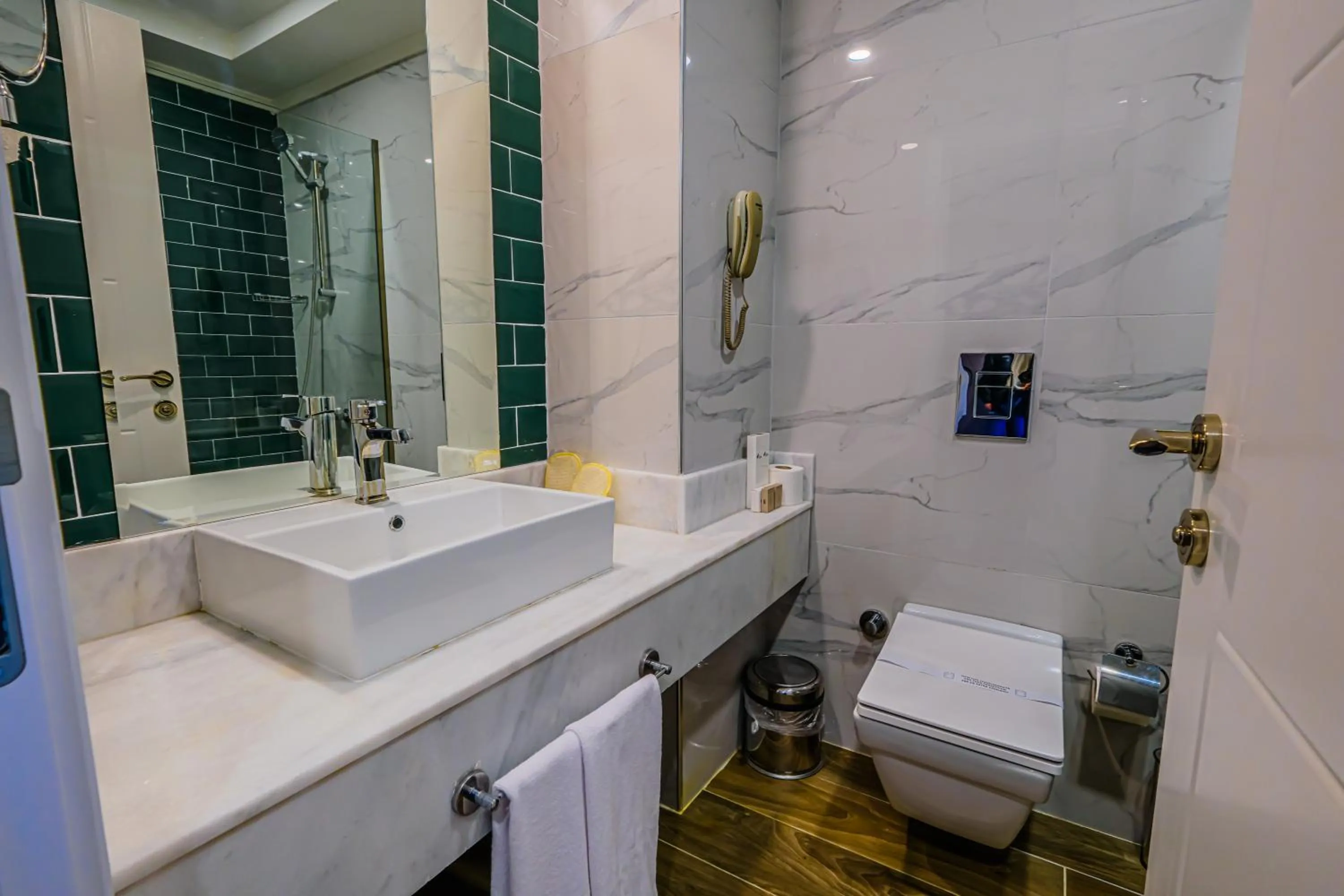 Toilet in Feniks Priority Hotel -All Inclusive