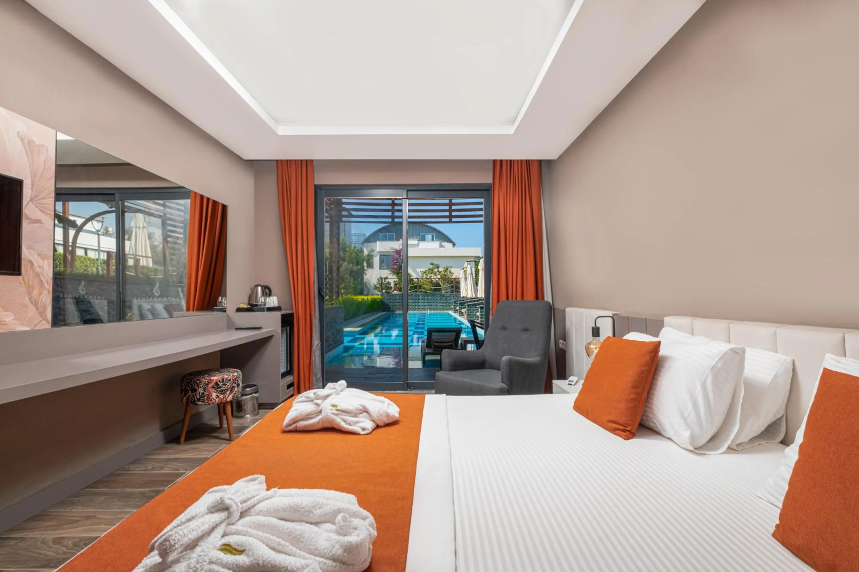 Bed in Feniks Priority Hotel -All Inclusive