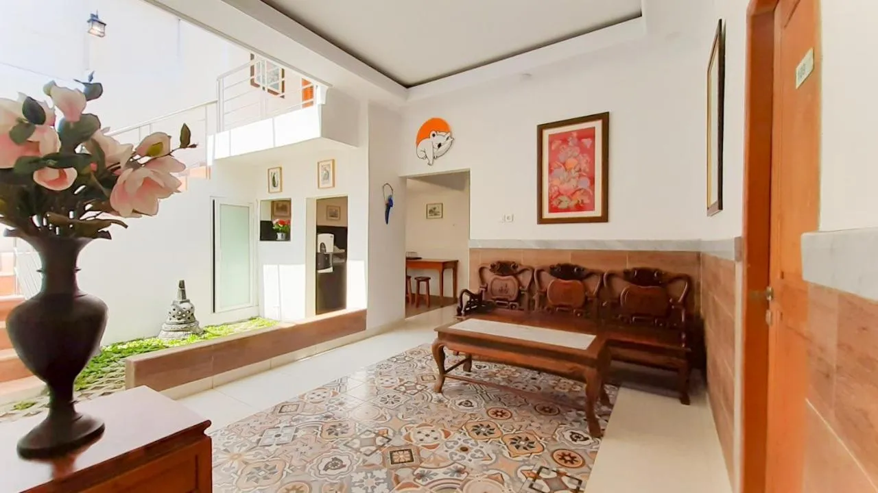 The Cabin Purwokinanti Hotel