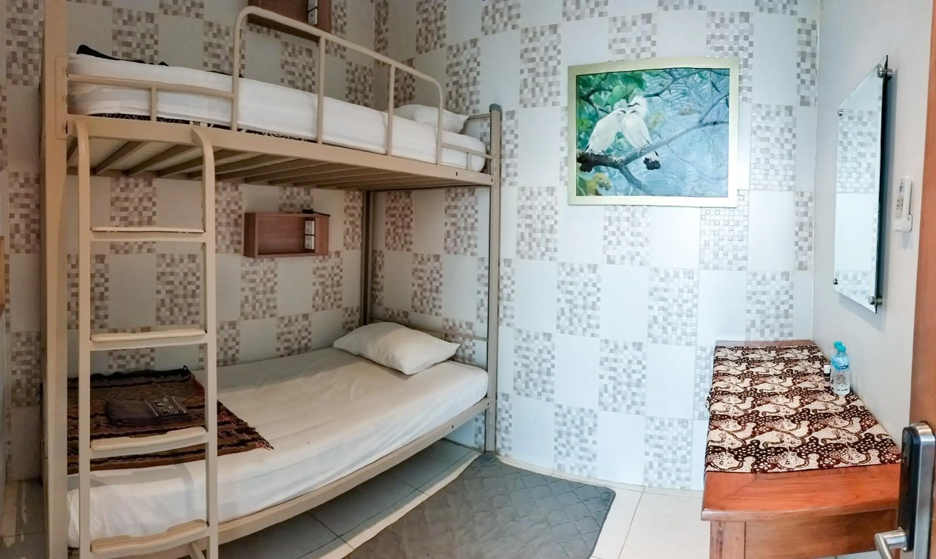 Bed in The Cabin Purwokinanti Hotel Bed in The Cabin Purwokinanti Hotel