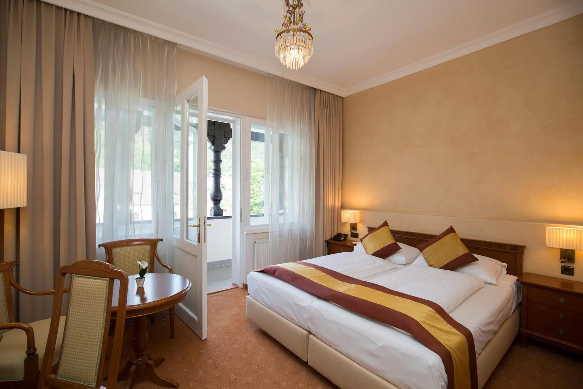 Photo of the whole room, Bed in Hotel Sacher Baden