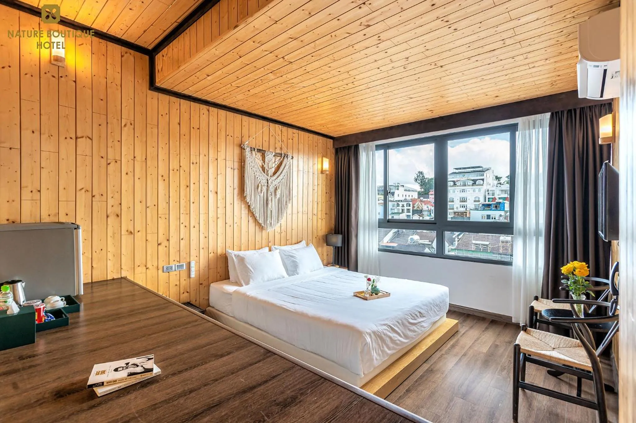 Photo of the whole room, Bed in Nature Boutique Hotel - Nguyen Thi Nghia