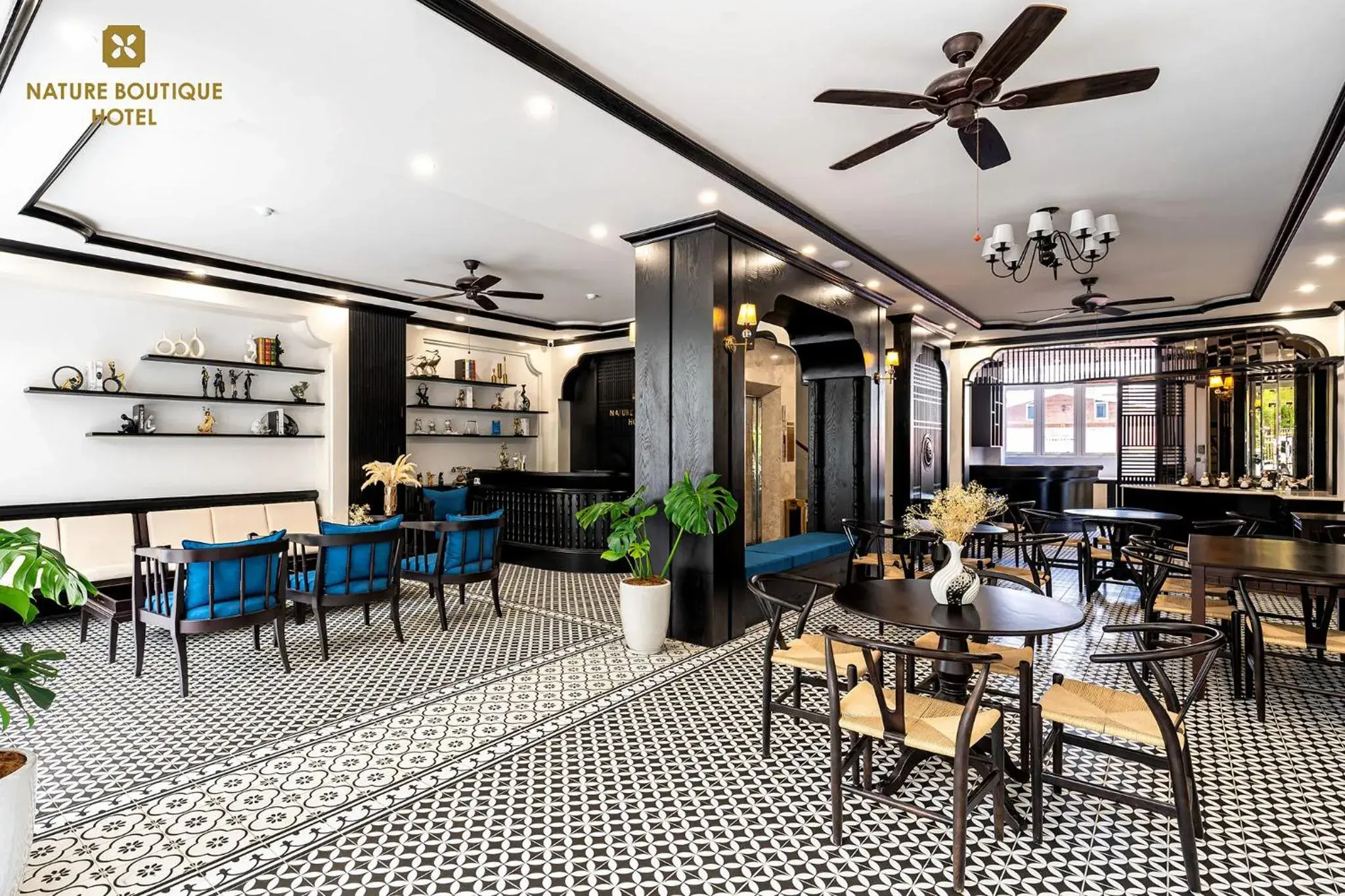 Restaurant/places to eat in Nature Boutique Hotel - Nguyen Thi Nghia Restaurant/places to eat in Nature Boutique Hotel - Nguyen Thi Nghia