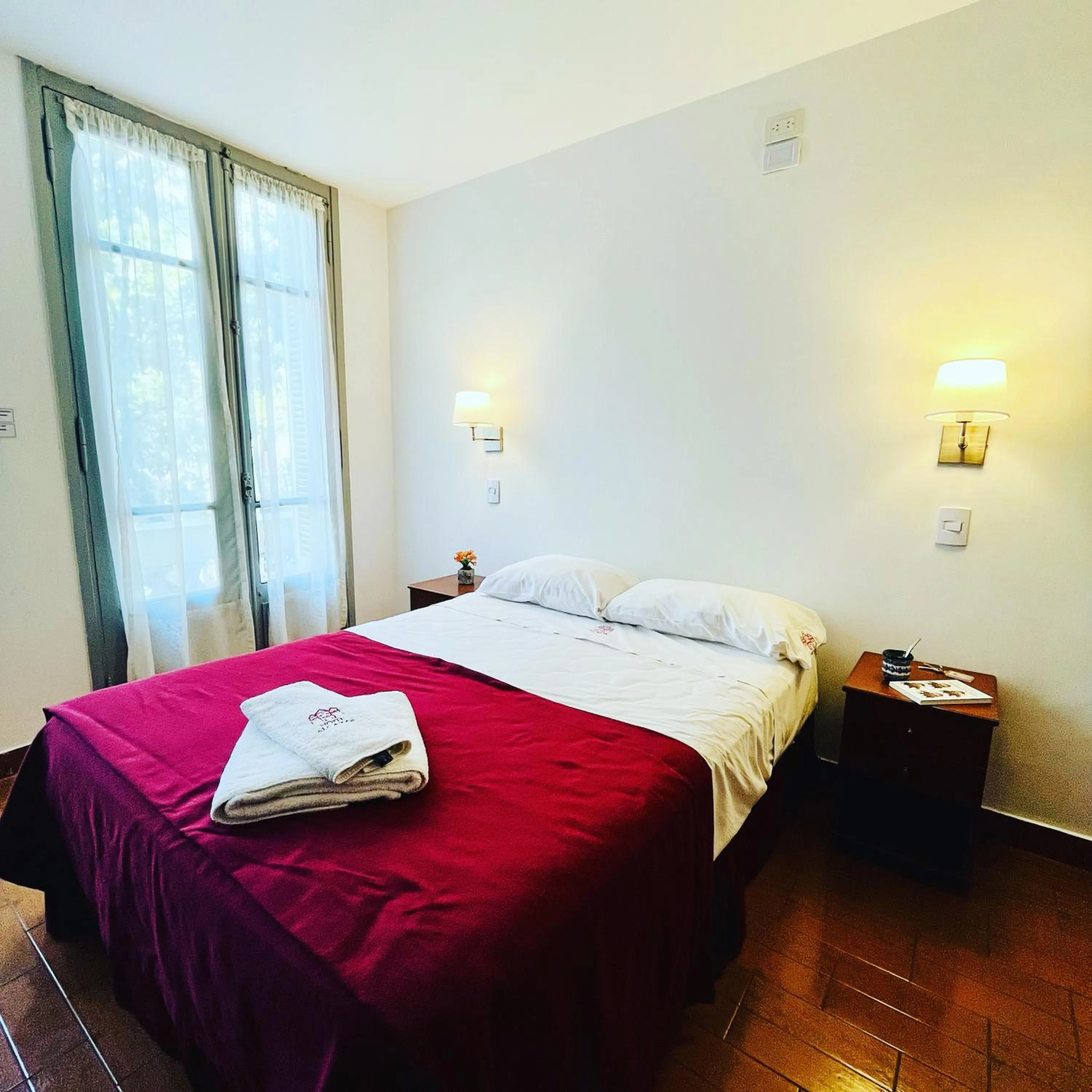 Bedroom, Bed in Hotel Alcazar