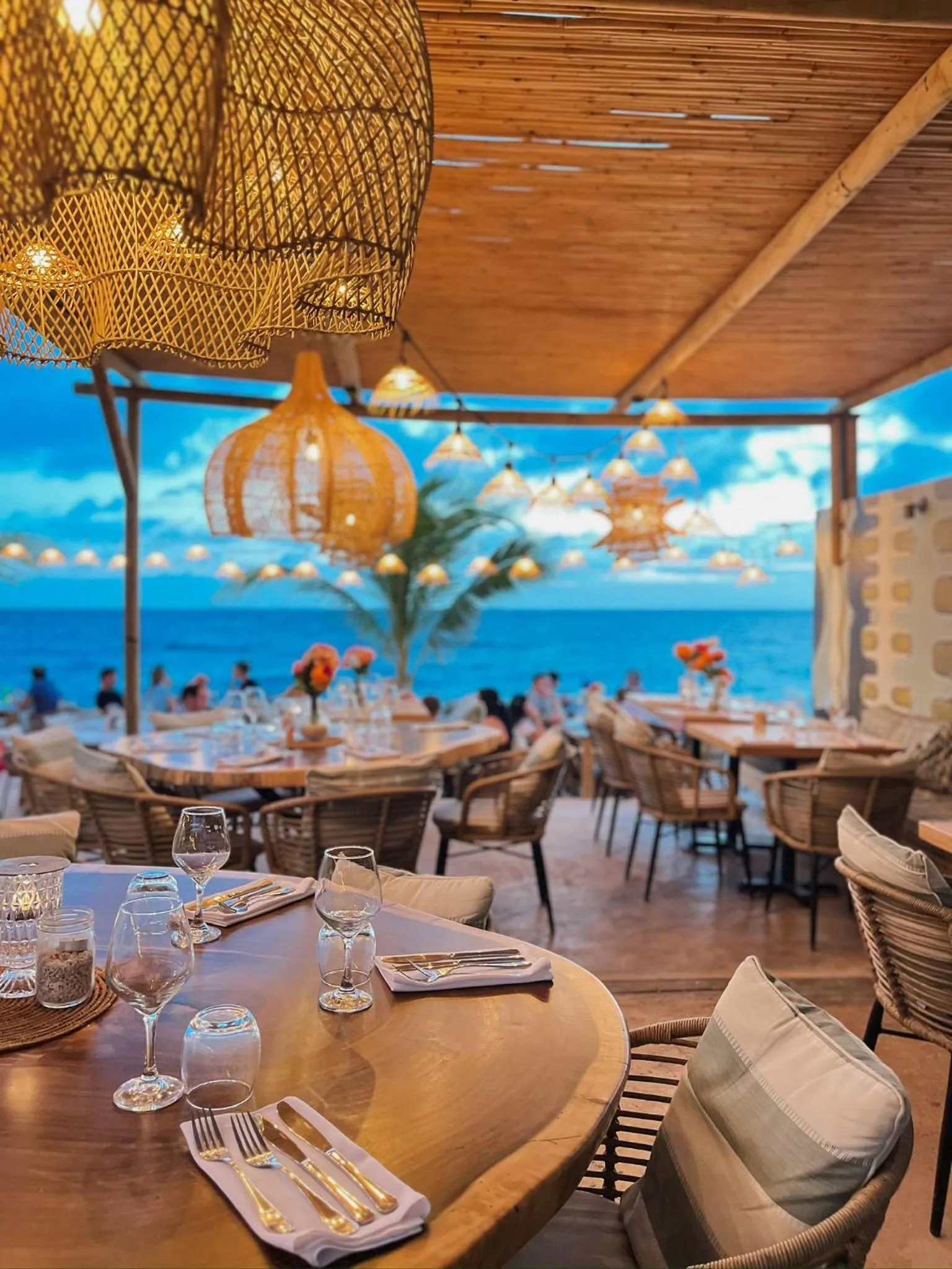 Restaurant/places to eat in BijBlauw