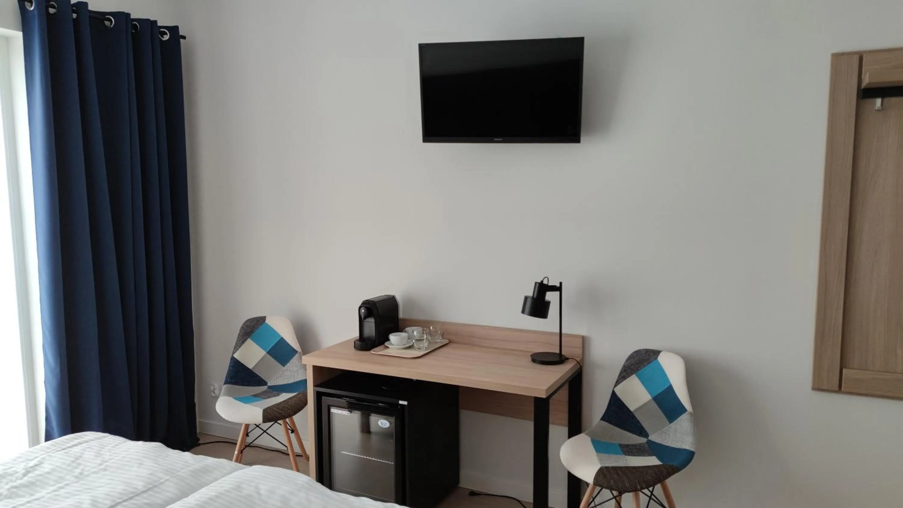 Photo of the whole room, Bed in Hotel ANTARES