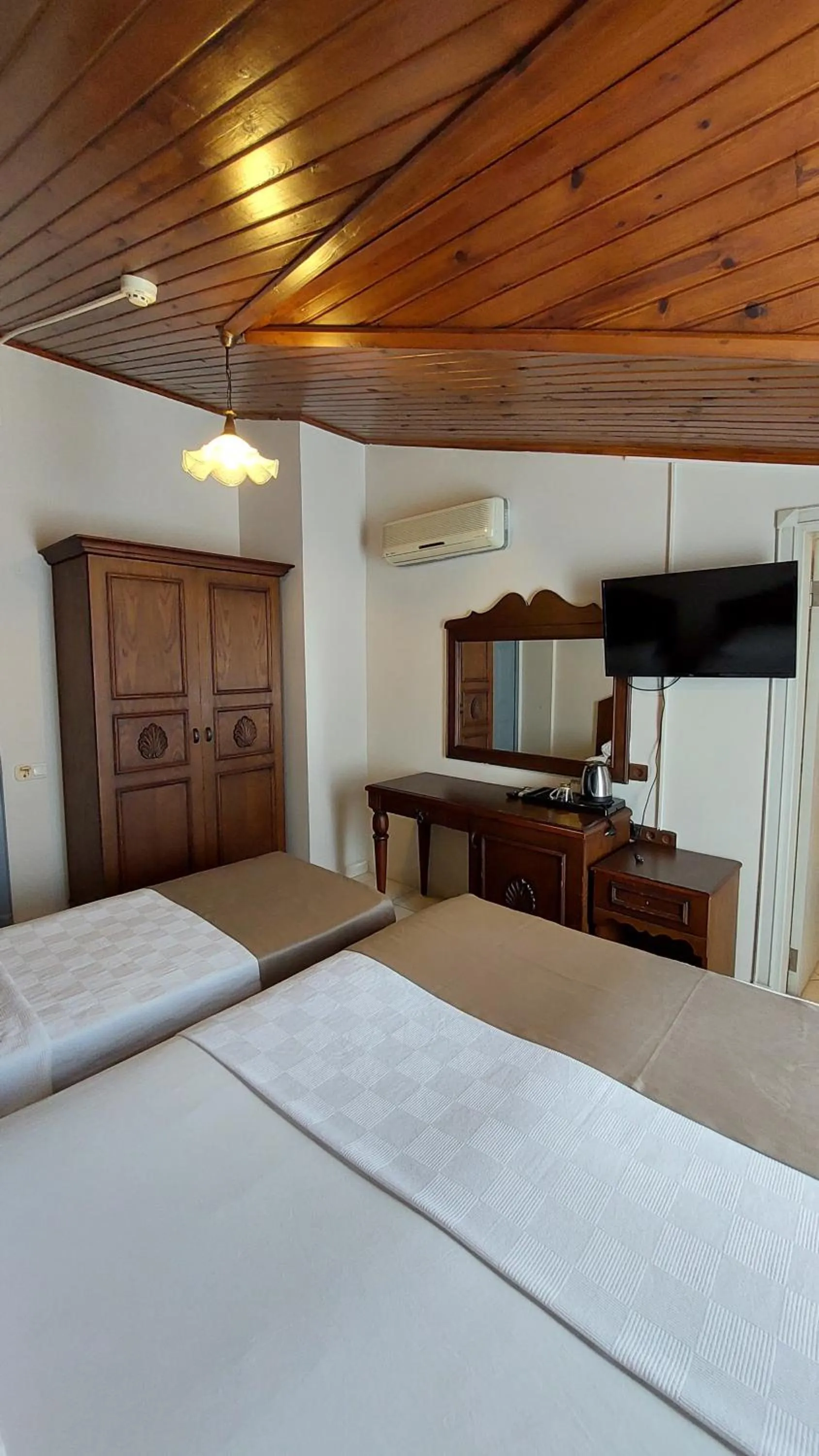 Bedroom, Bed in Kutberk Hotel Kemer