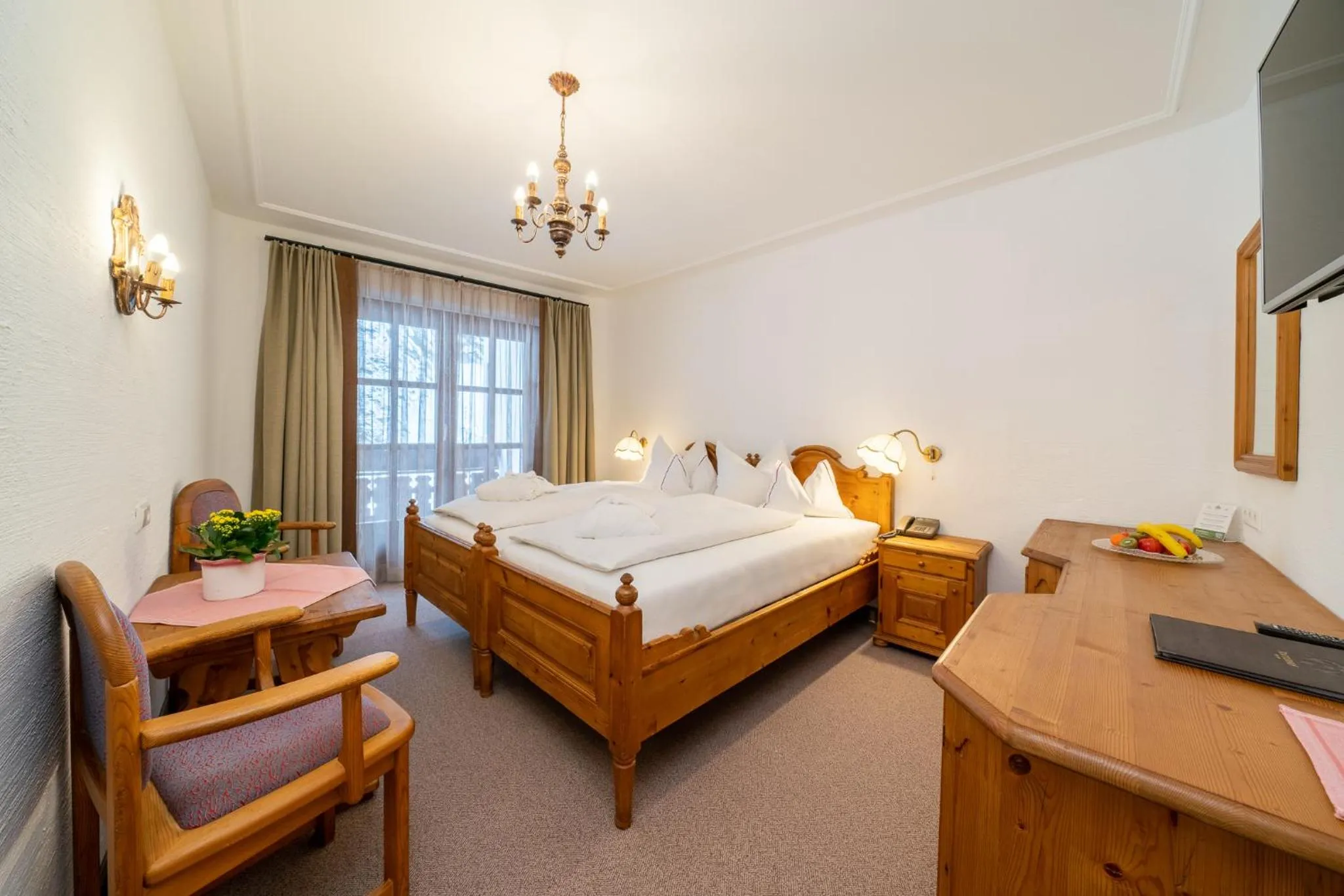 Photo of the whole room, Bed in Hotel Trattlerhof