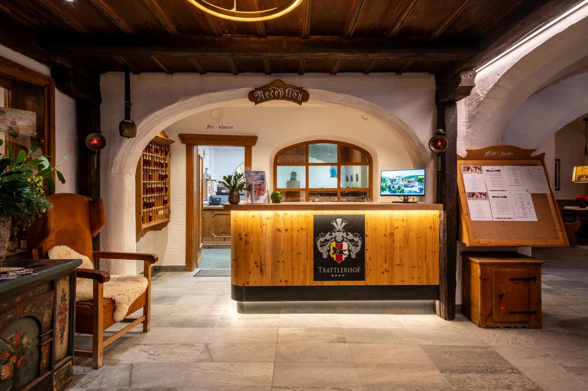 Lobby or reception in Hotel Trattlerhof