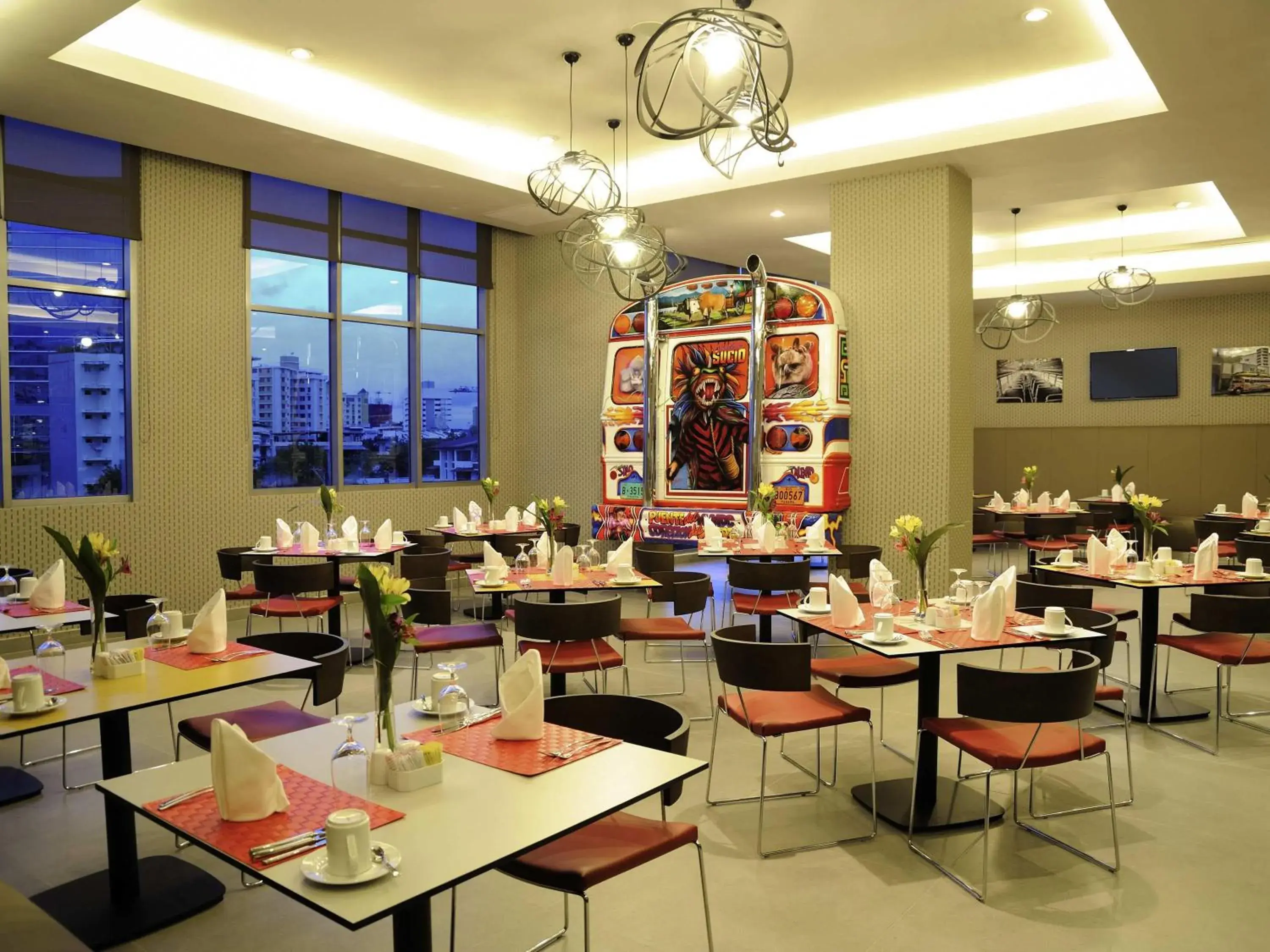 Restaurant/places to eat in Novotel Panama City Restaurant/places to eat in Novotel Panama City