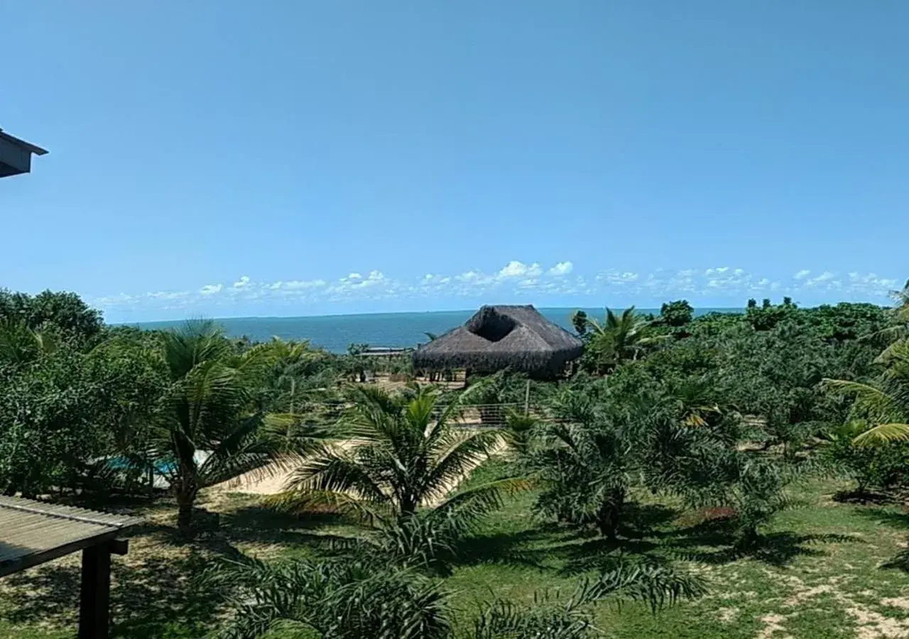 Suite with Sea View (Children from 12 years allowed) - single occupancy in Pousada Vila Araticum Suite with Sea View (Children from 12 years allowed) - single occupancy in Pousada Vila Araticum