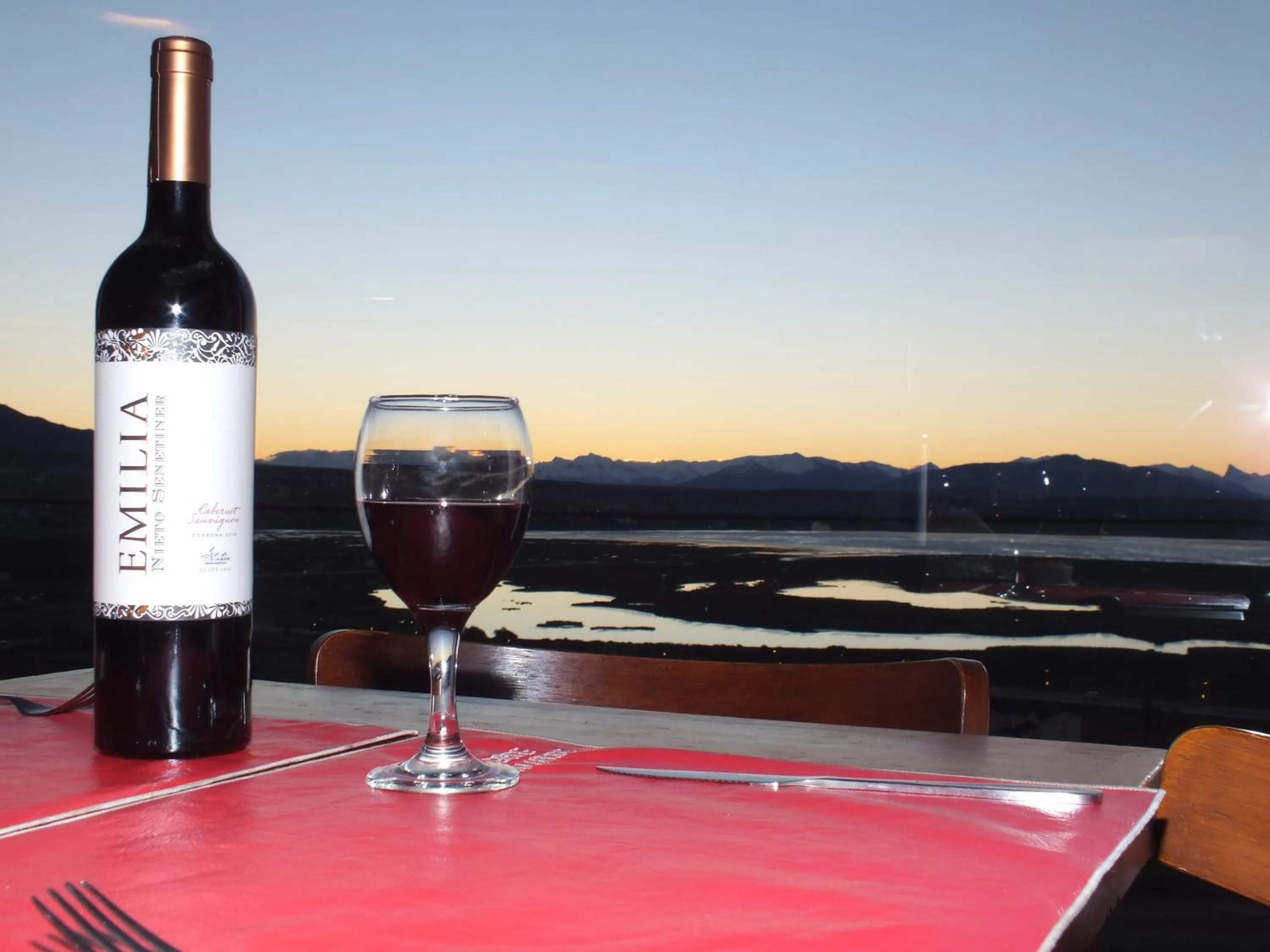 Restaurant/places to eat in Fuerte Calafate Hotel Panorámico