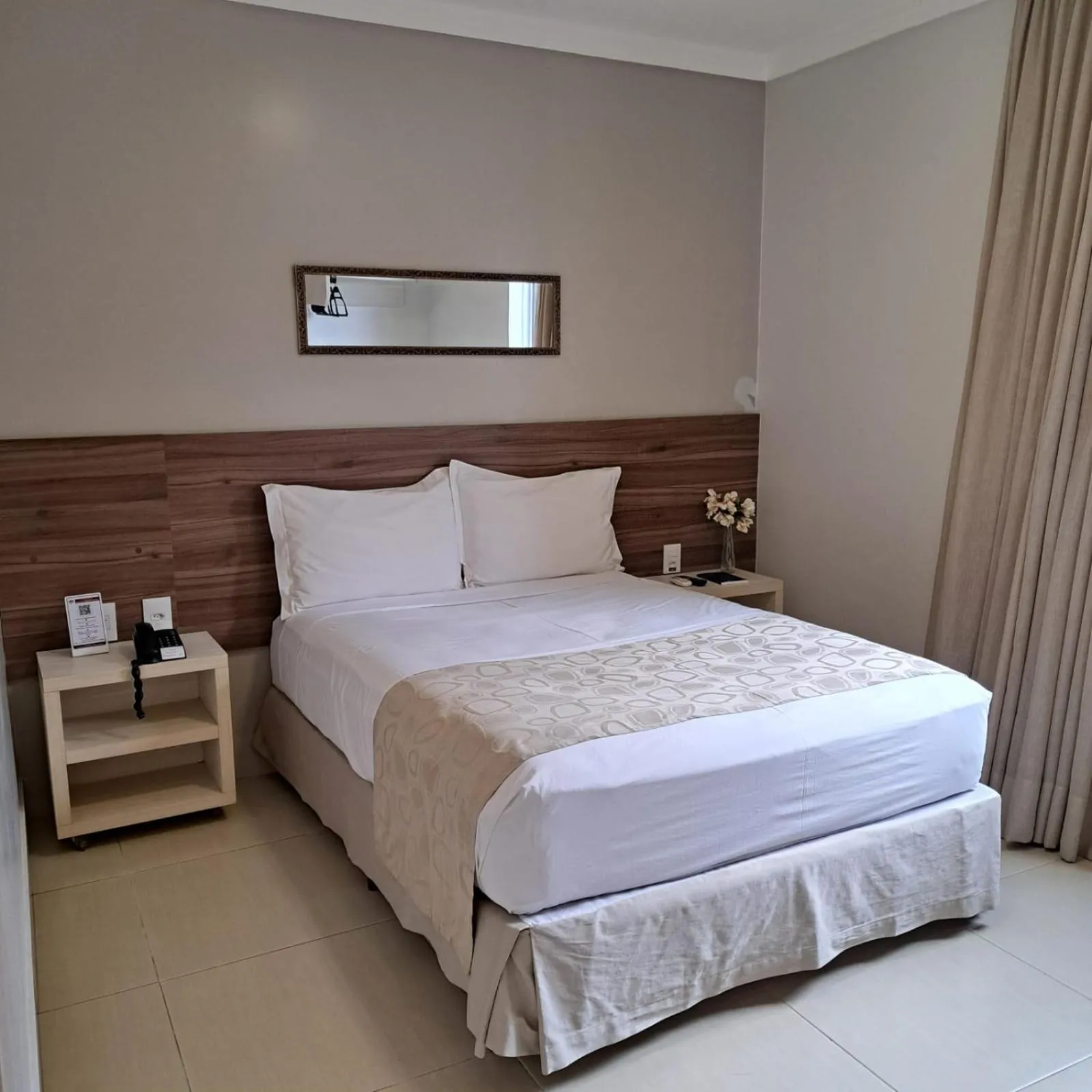 Bed in L´acordes Hotel