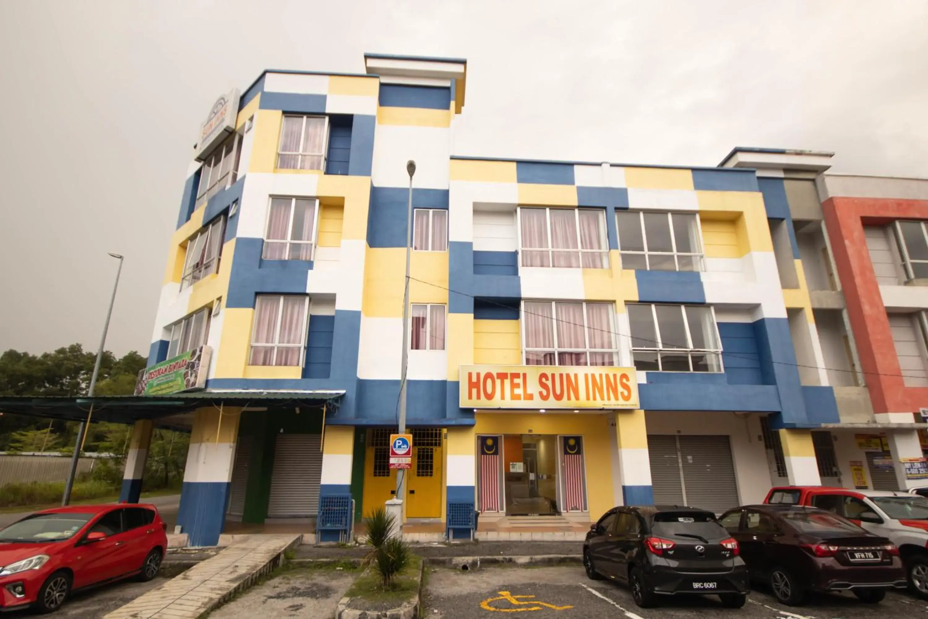 Property building in Sun Inns Hotel Meru Raya Property building in Sun Inns Hotel Meru Raya