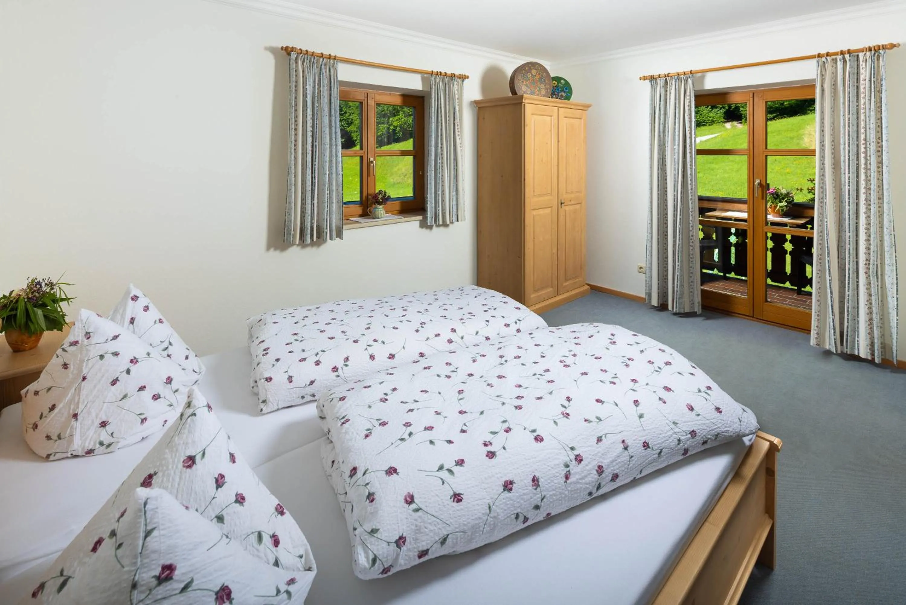 Bed in Ferienwohnungen Freidinglehen