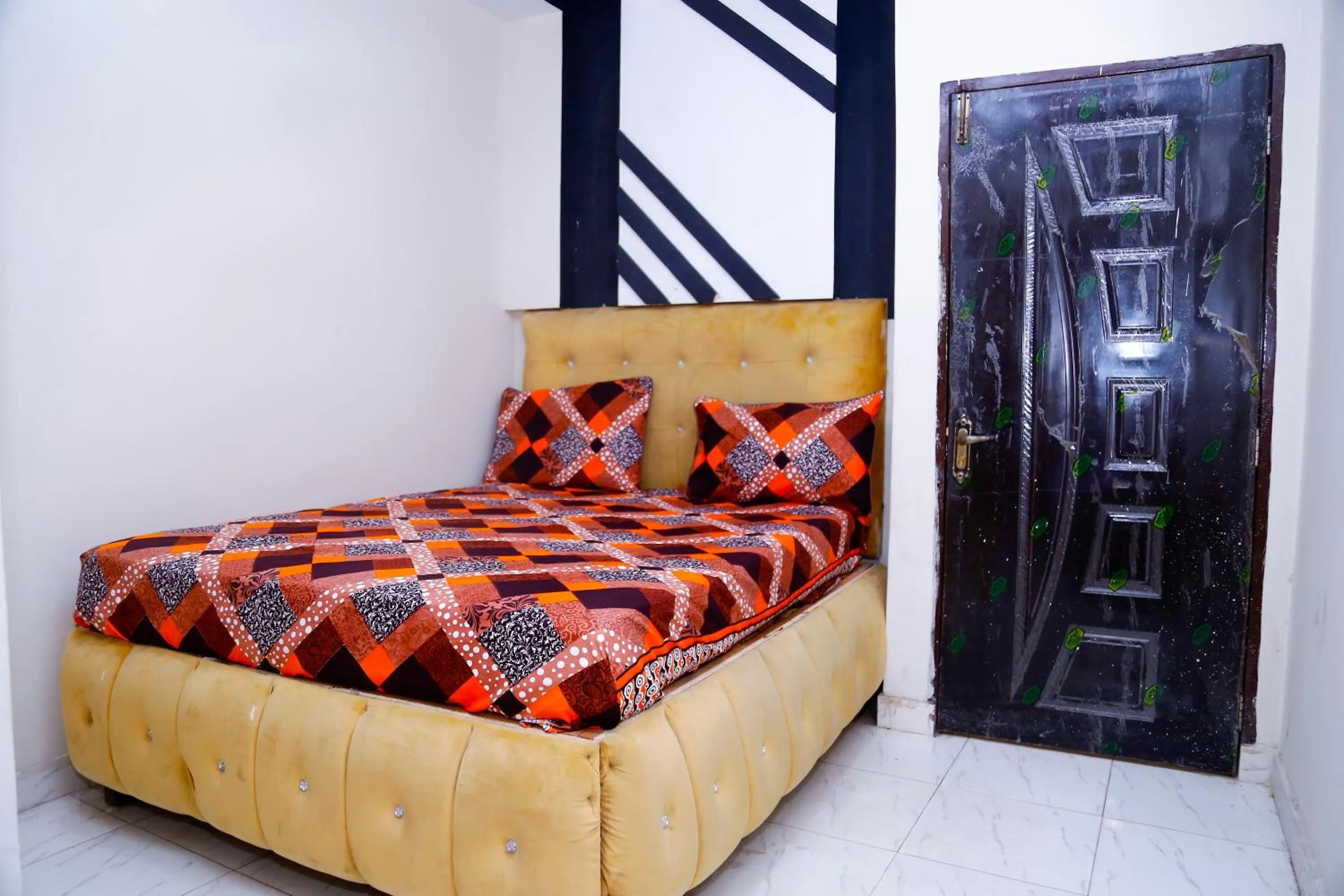 Bed in New Taj Hotel