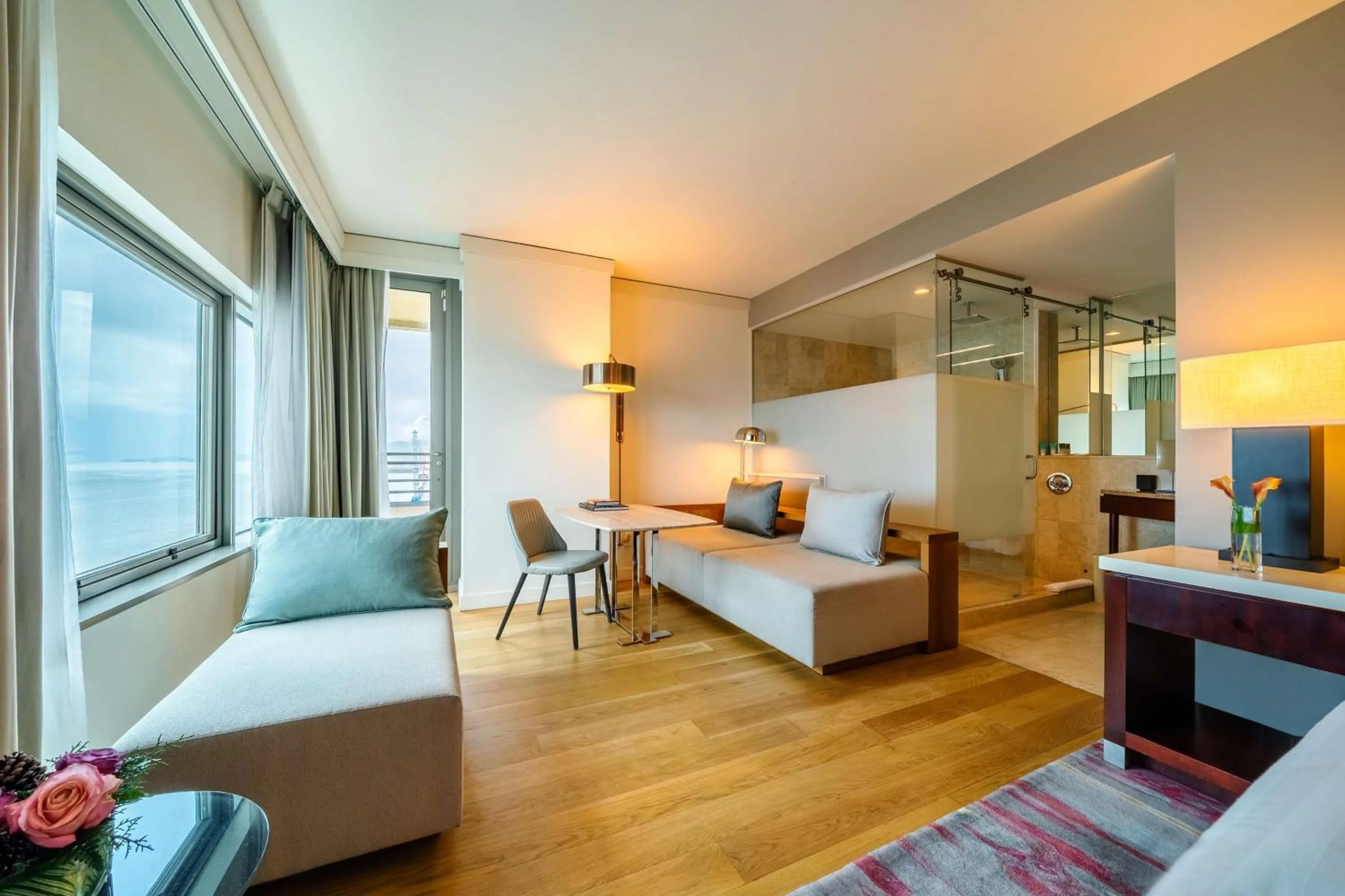 Photo of the whole room, Bed in Hyatt Regency Trinidad