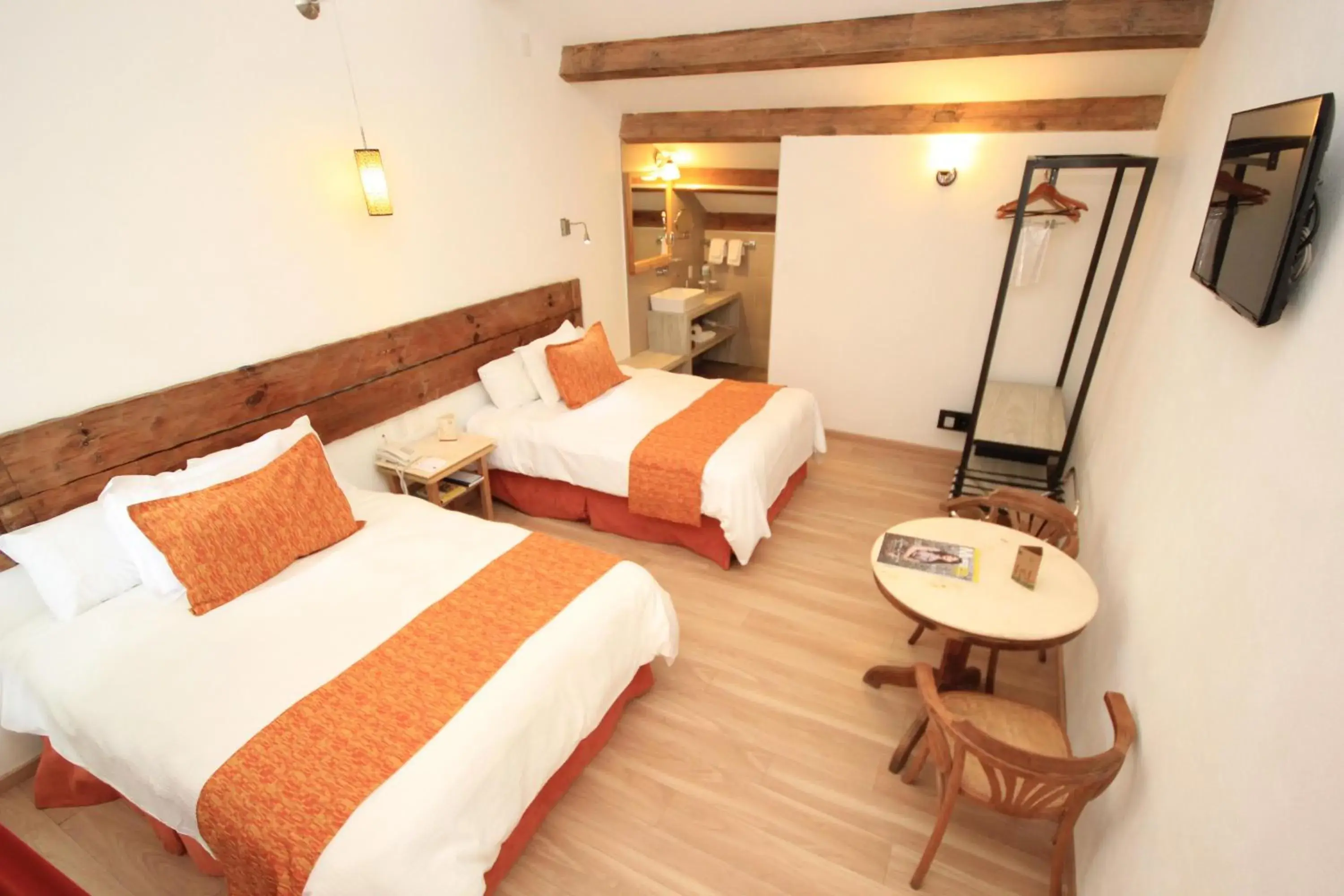 Triple Room in Hotel Ciudad Real Centro Historico Triple Room in Hotel Ciudad Real Centro Historico