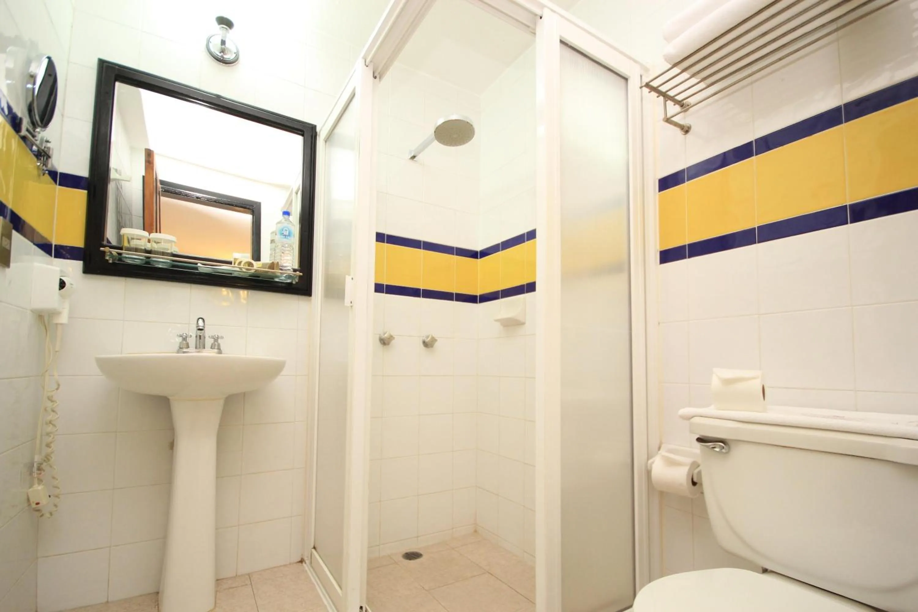 Bathroom in Hotel Ciudad Real Centro Historico