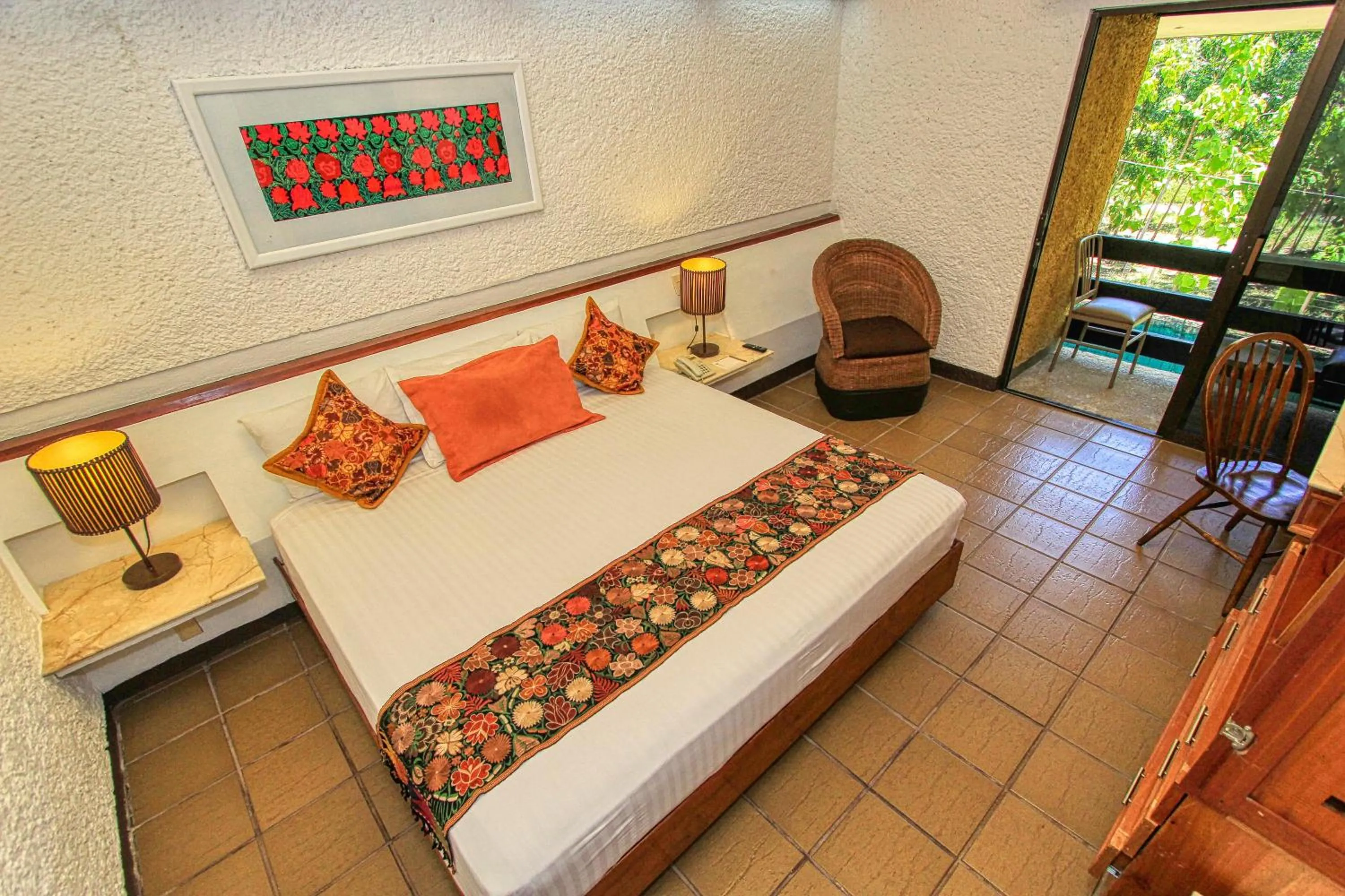 Photo of the whole room, Bed in Hotel Ciudad Real Palenque