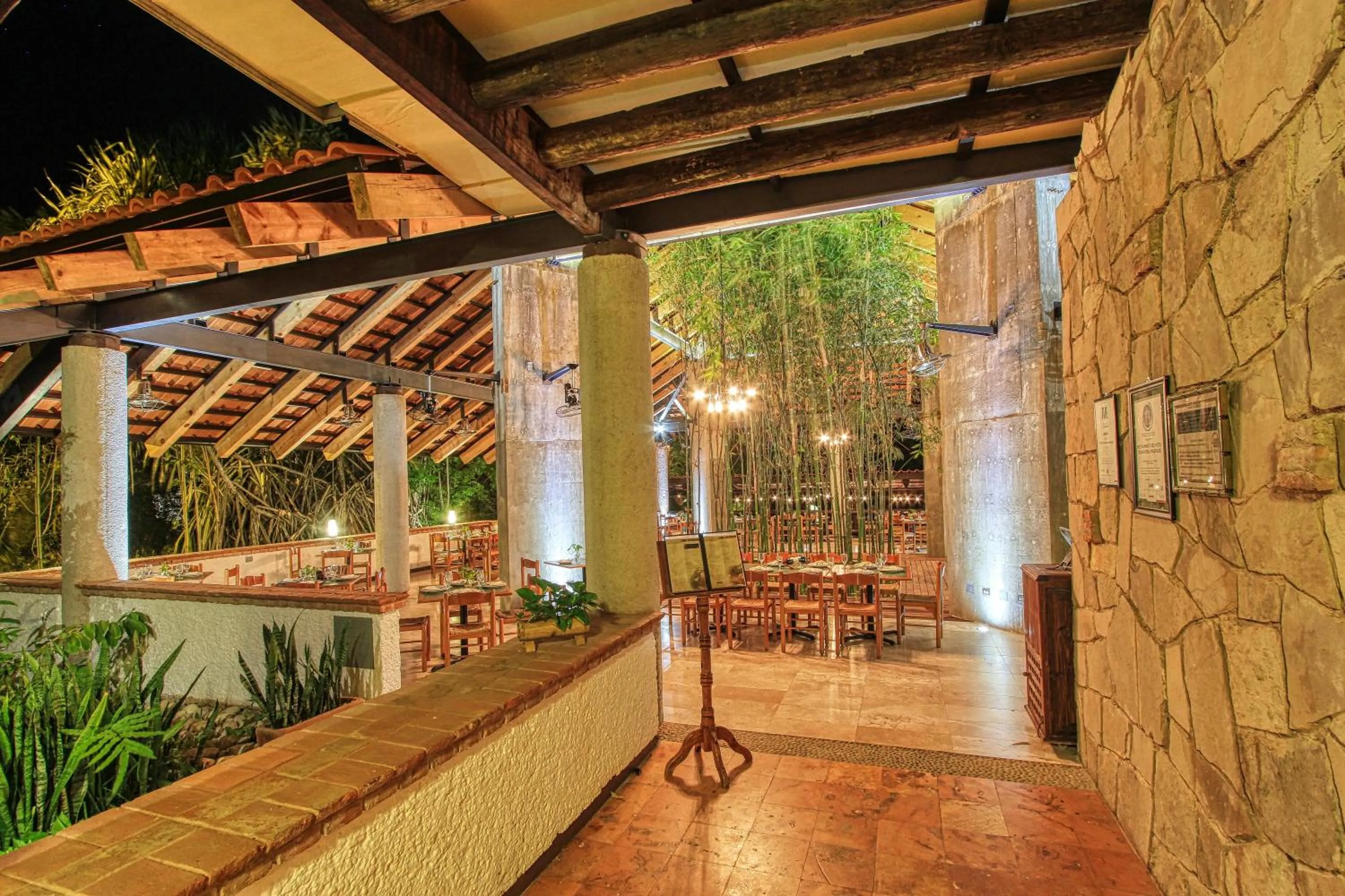 Restaurant/places to eat in Hotel Ciudad Real Palenque