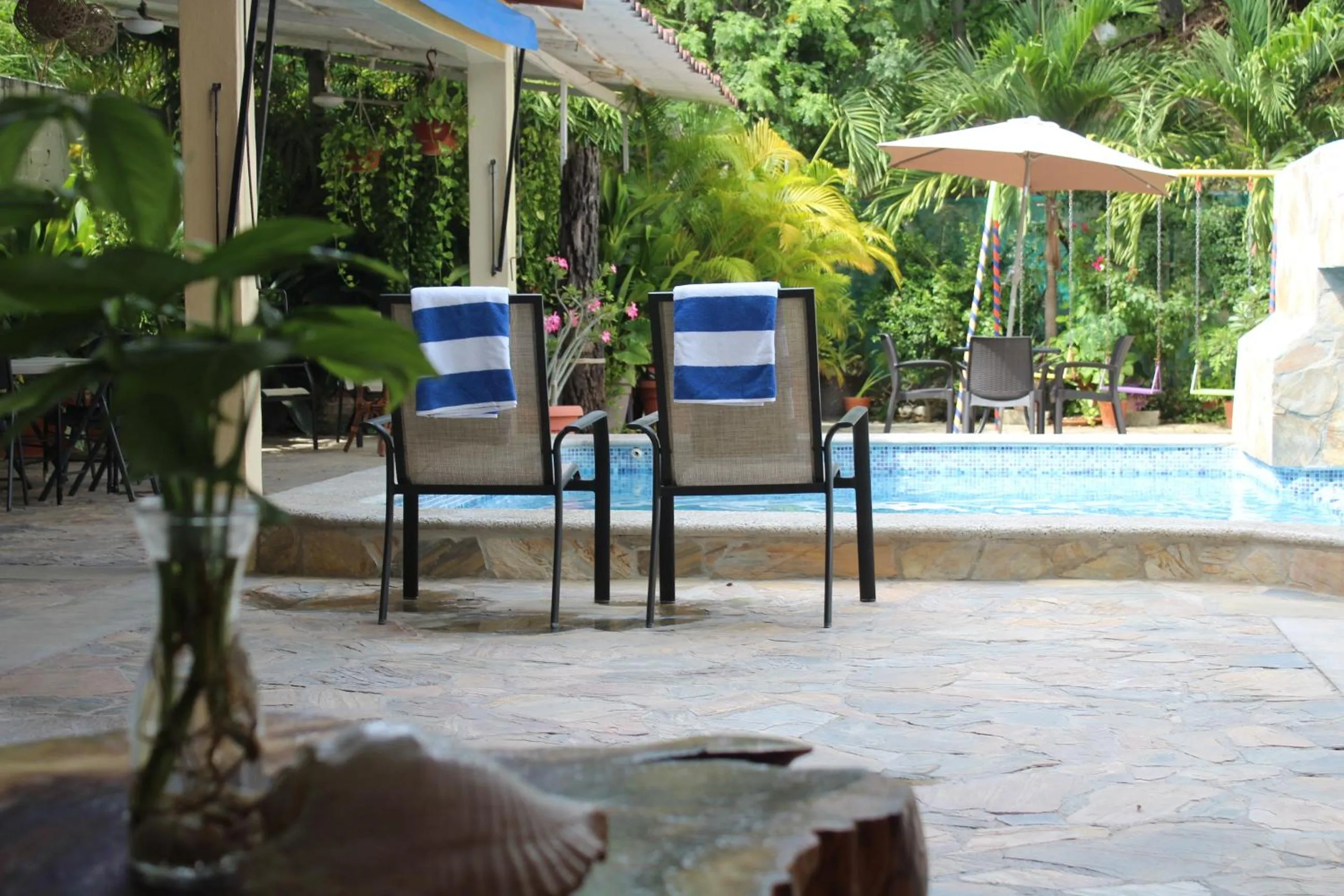 Swimming pool in Hotel Arenas del Pacifico