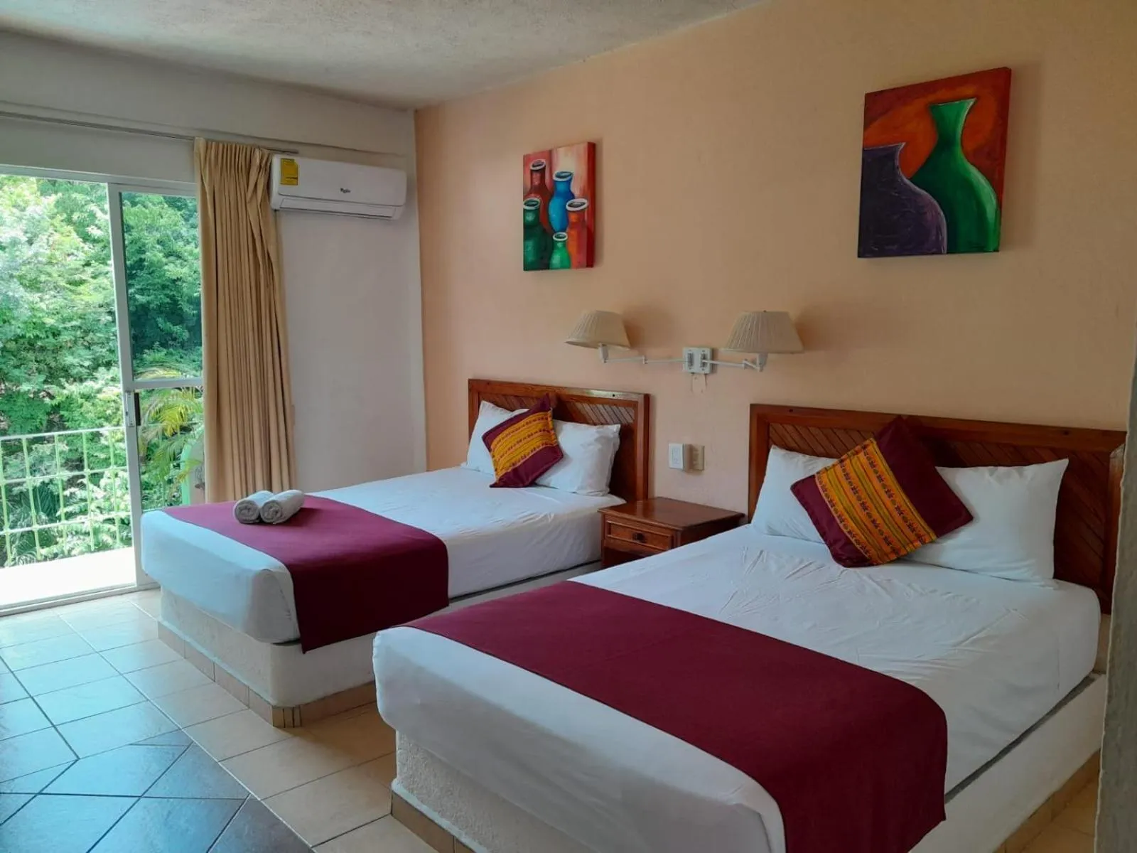 Bed in Hotel Arenas del Pacifico