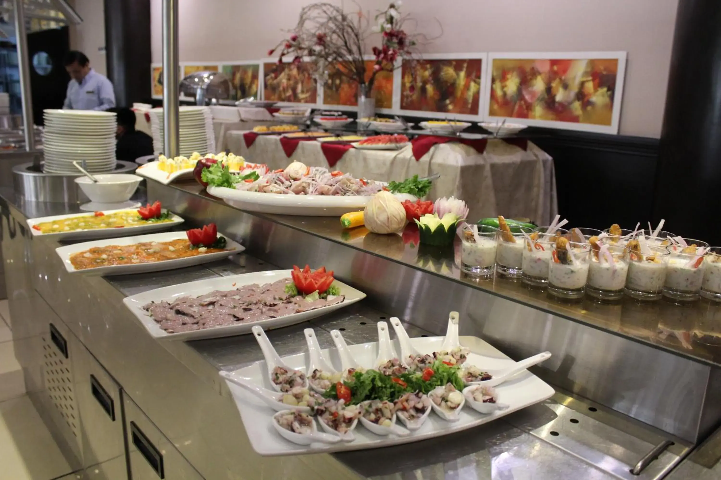 Restaurant/places to eat in Kingdom Hotel Restaurant/places to eat in Kingdom Hotel