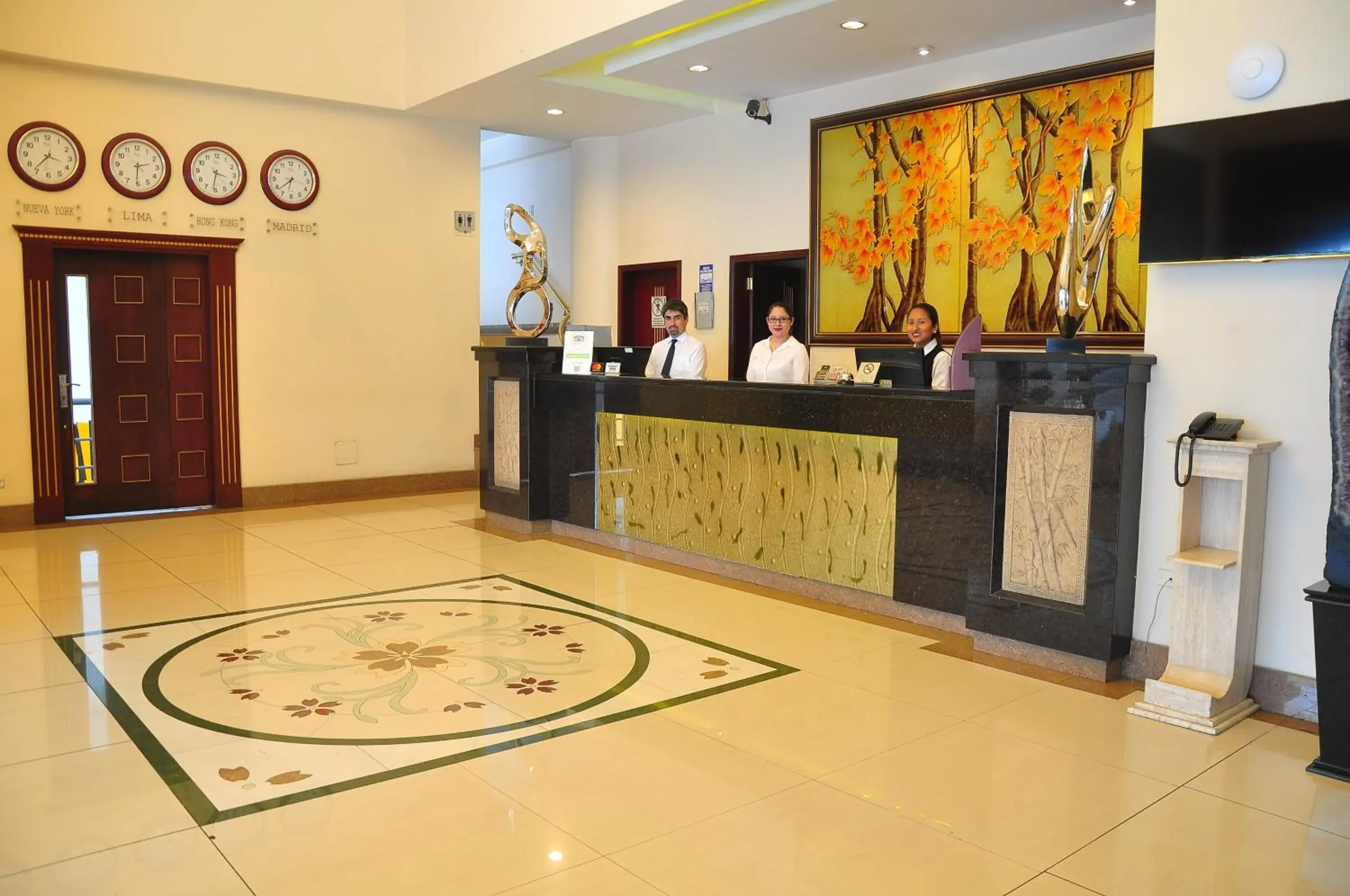 Lobby or reception in Kingdom Hotel Lobby or reception in Kingdom Hotel