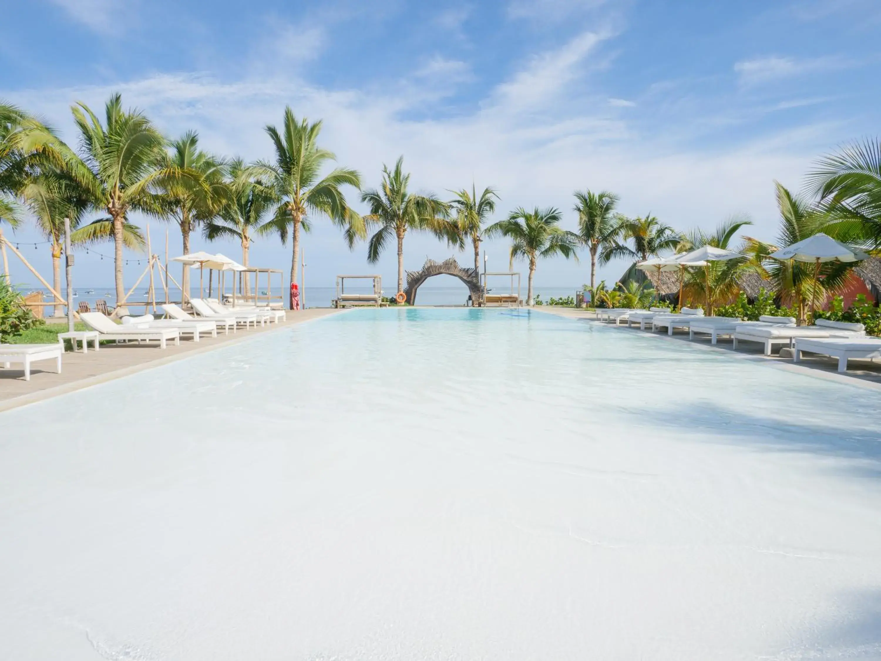 Swimming pool in Selina Mancora Swimming pool in Selina Mancora