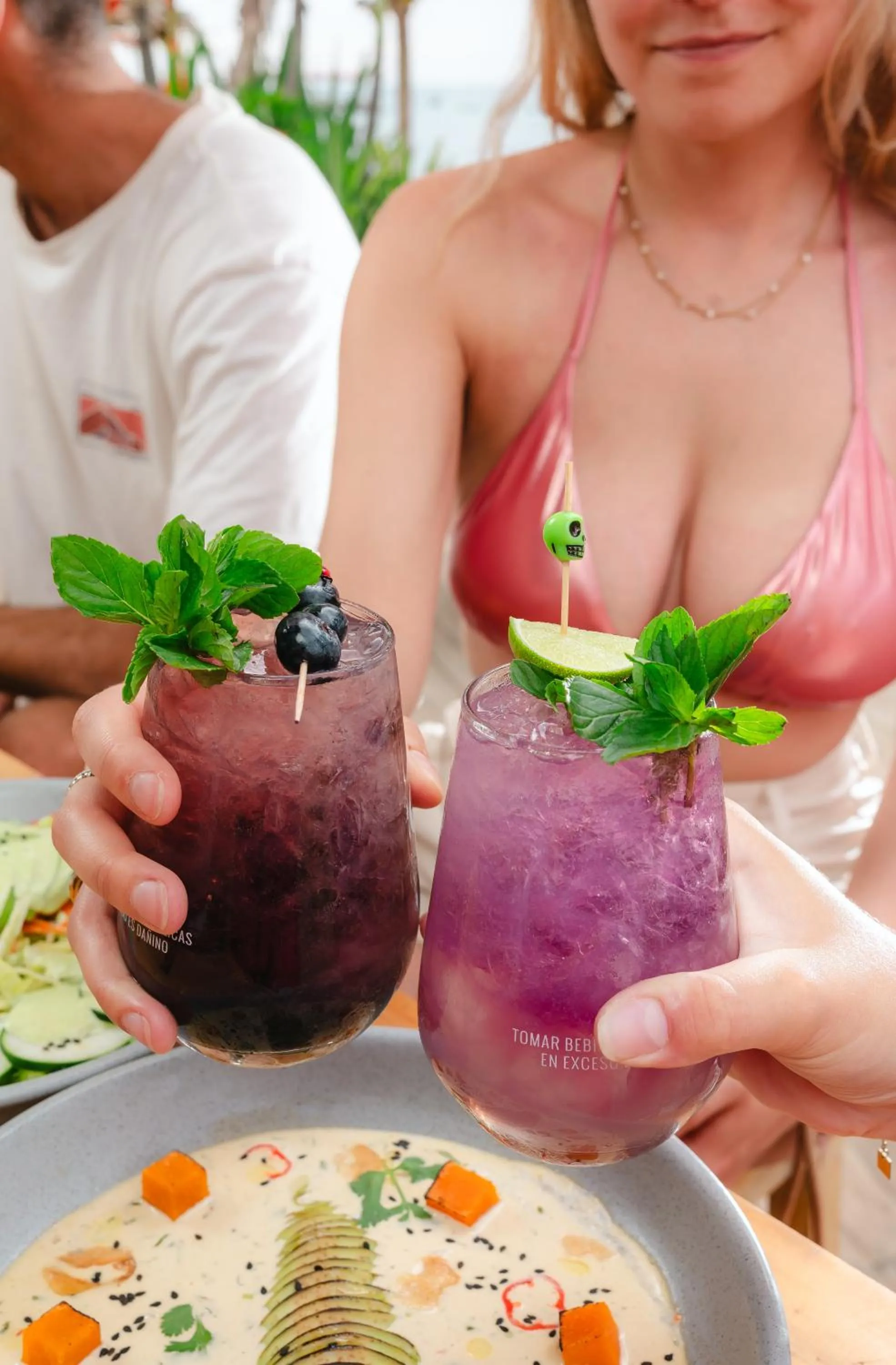 Restaurant/places to eat in qema Mancora