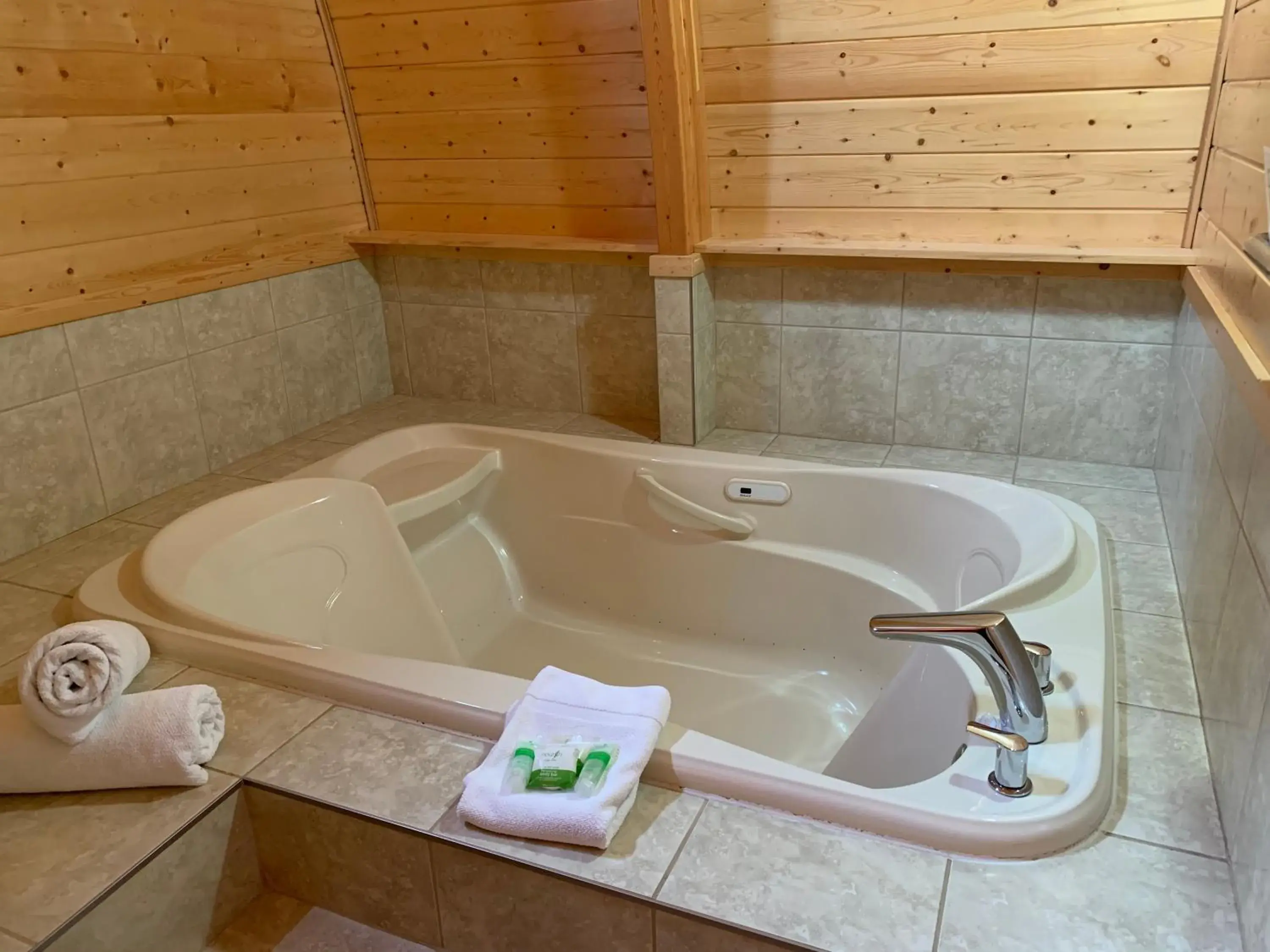 One-Bedroom Chalet (Pet Friendly) in Oyster Bay Resort One-Bedroom Chalet (Pet Friendly) in Oyster Bay Resort