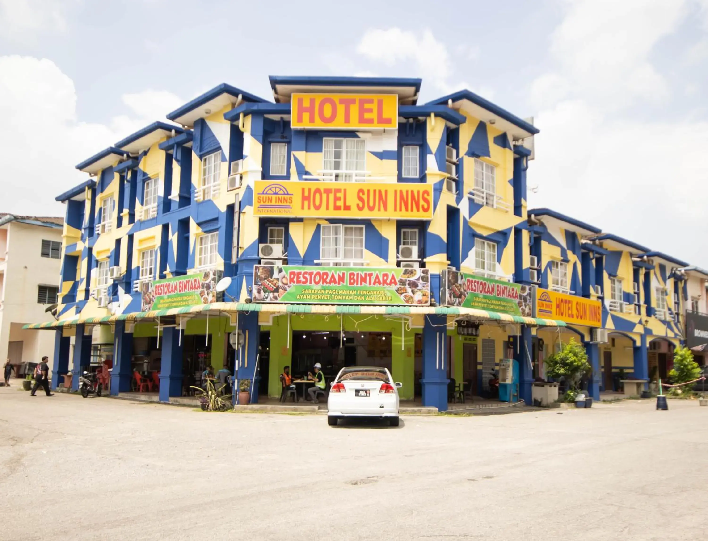 Property building in Sun Inns Tambun Property building in Sun Inns Tambun