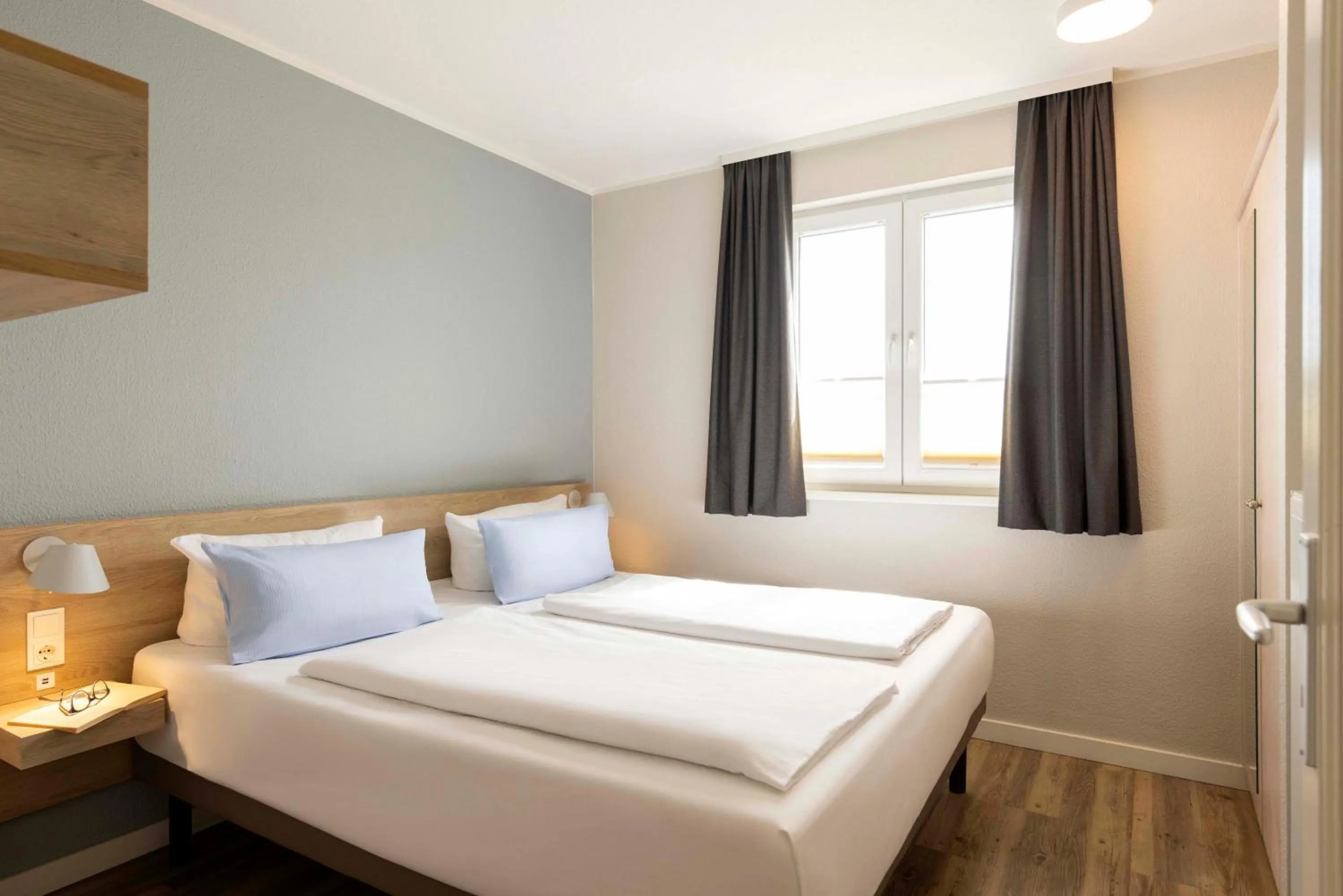 Photo of the whole room, Bed in TUI BLUE Sylt