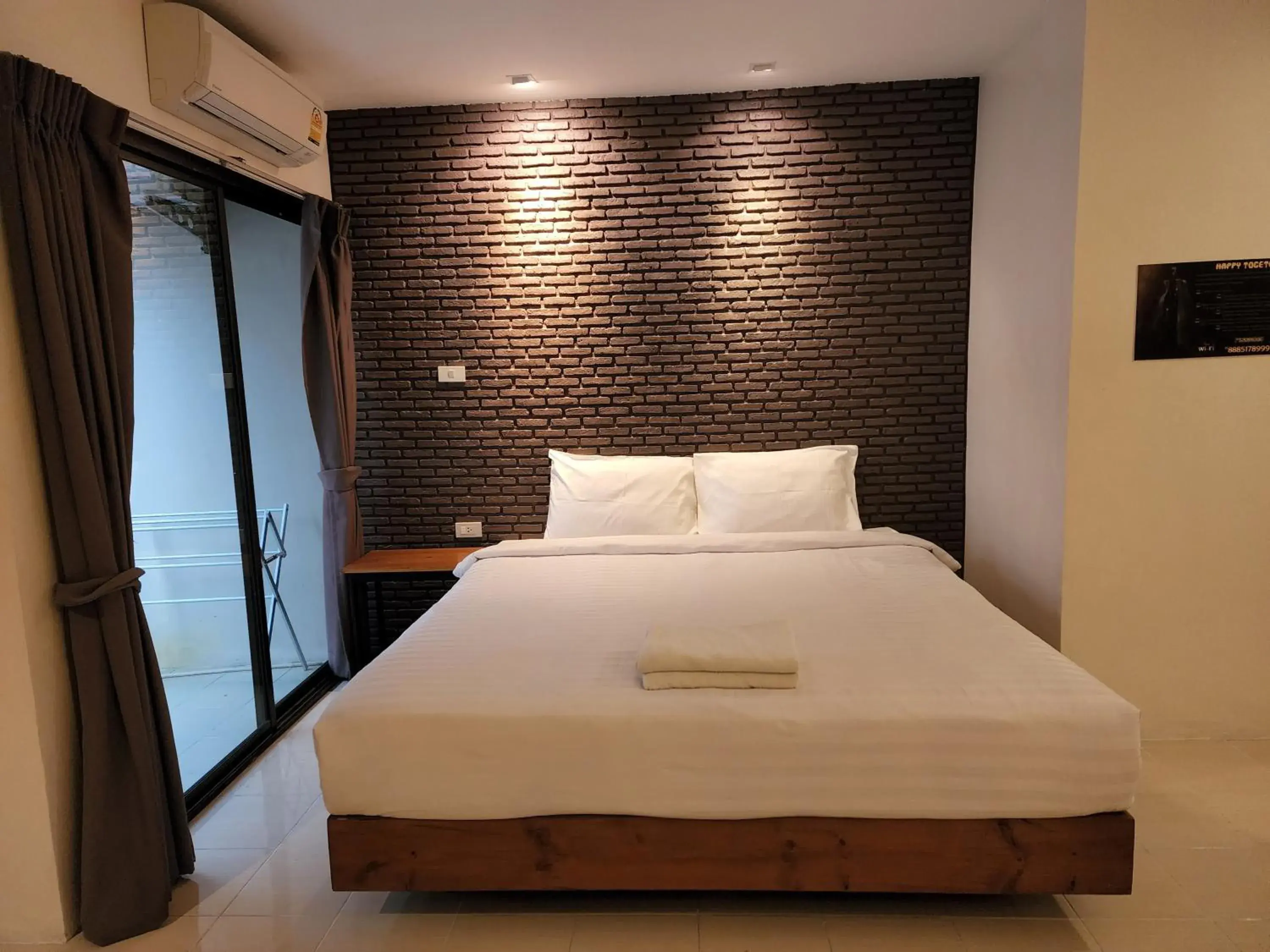 Bed in Dfeel House Bed in Dfeel House