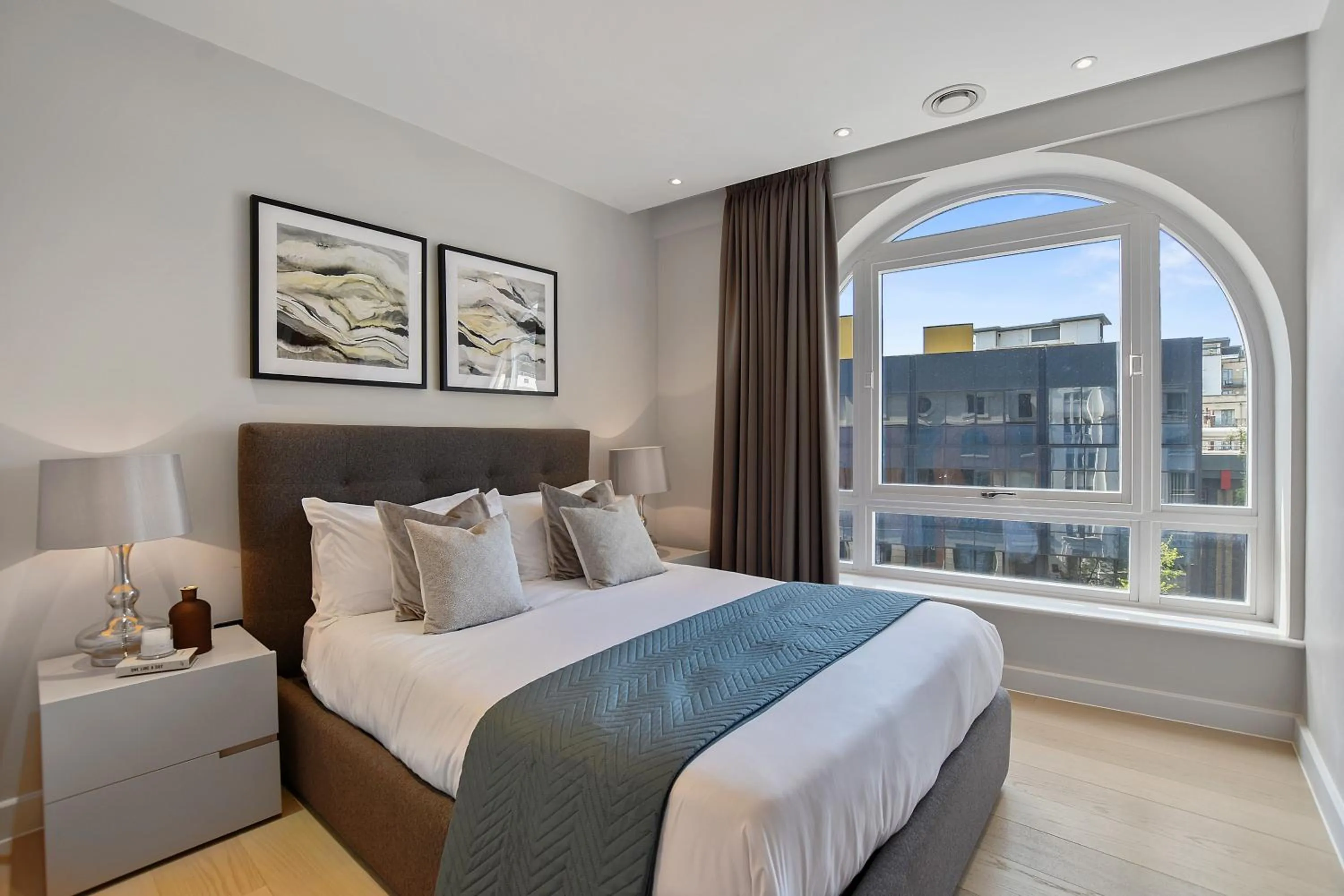 Bed in Vauxhall Bridge Road by Aeria Apartments