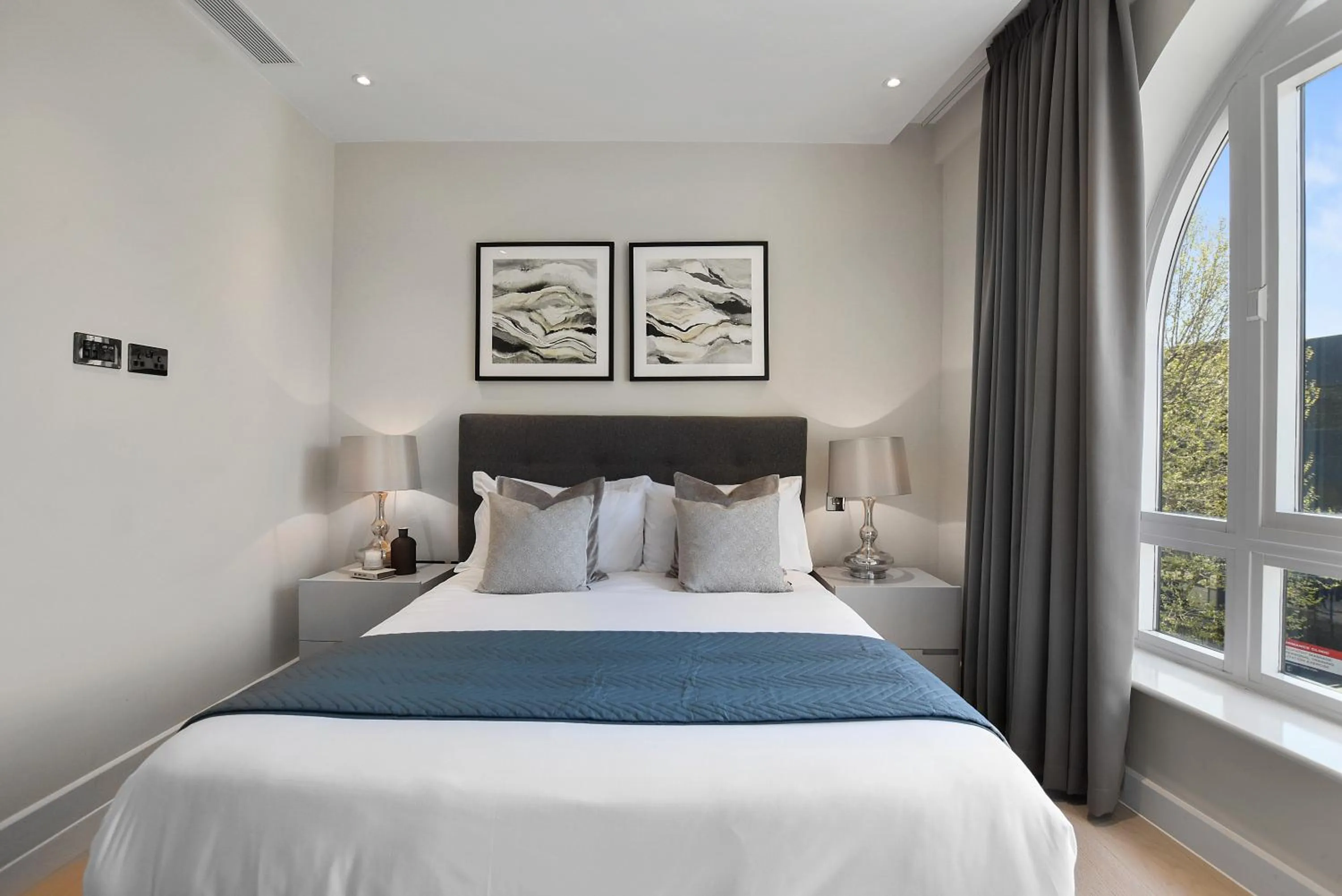 Bed in Vauxhall Bridge Road by Aeria Apartments