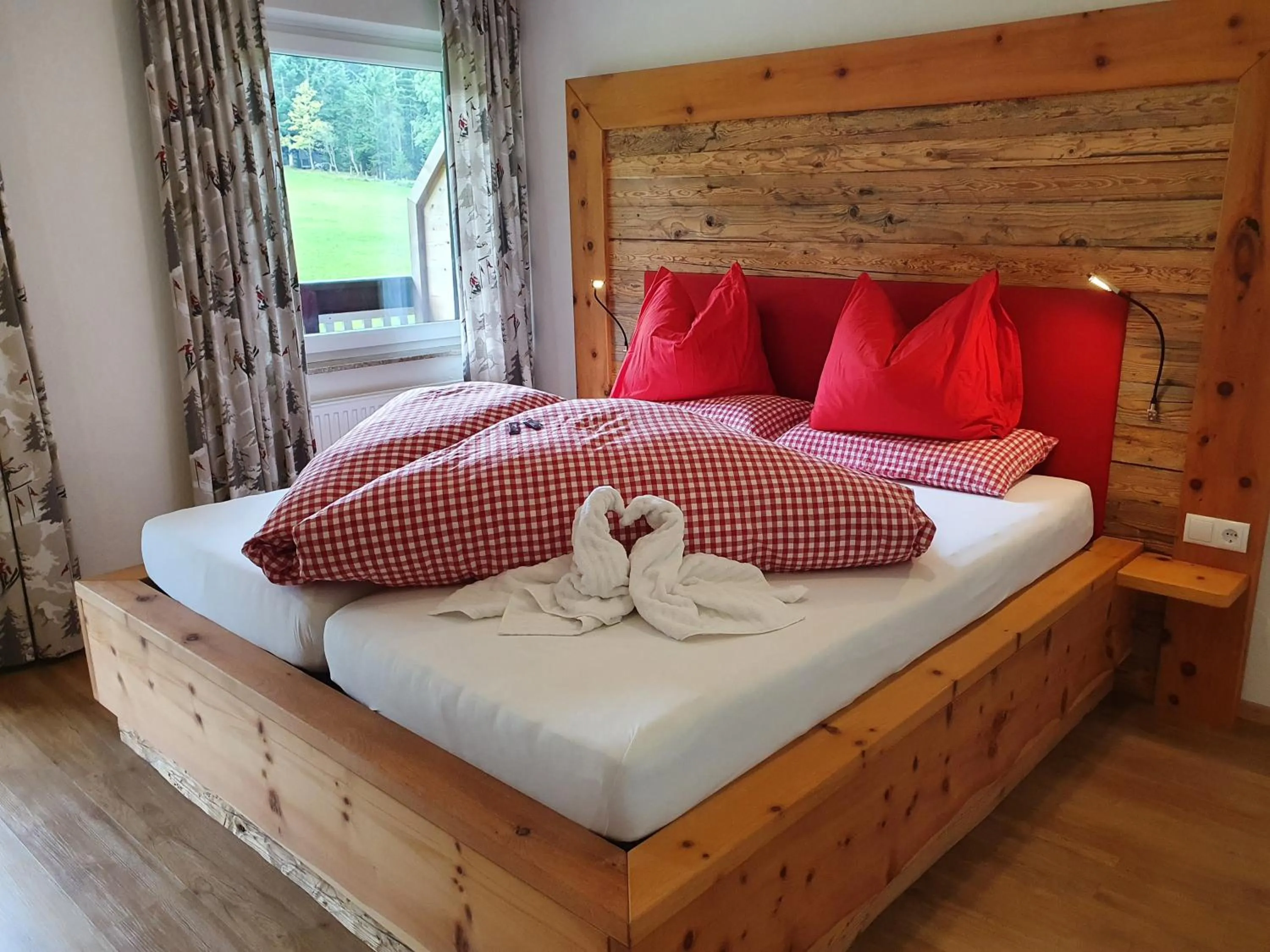 Bed in Boutique Hotel Alpenhof