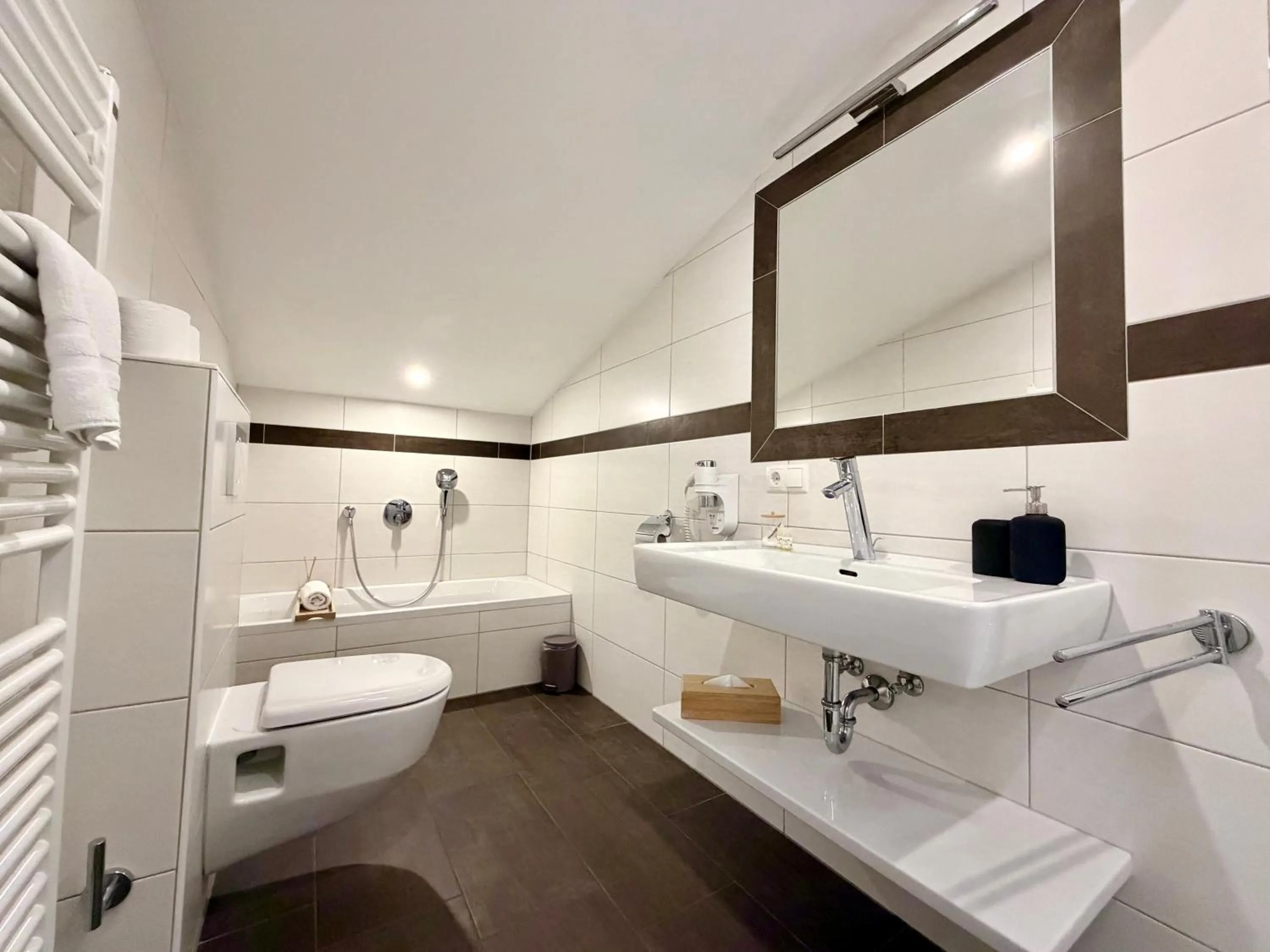 Shower in Boutique Hotel Alpenhof