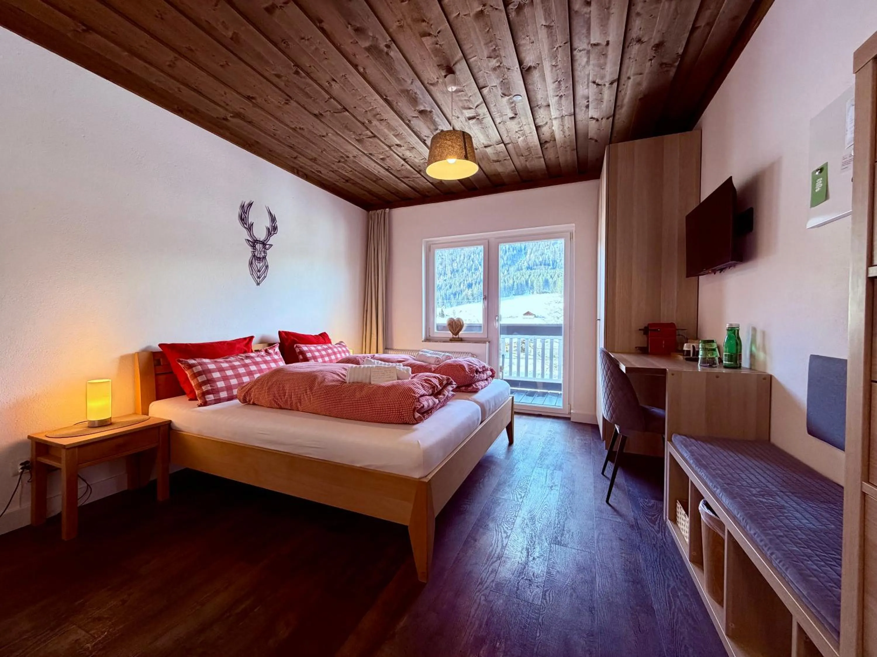 Bed in Boutique Hotel Alpenhof