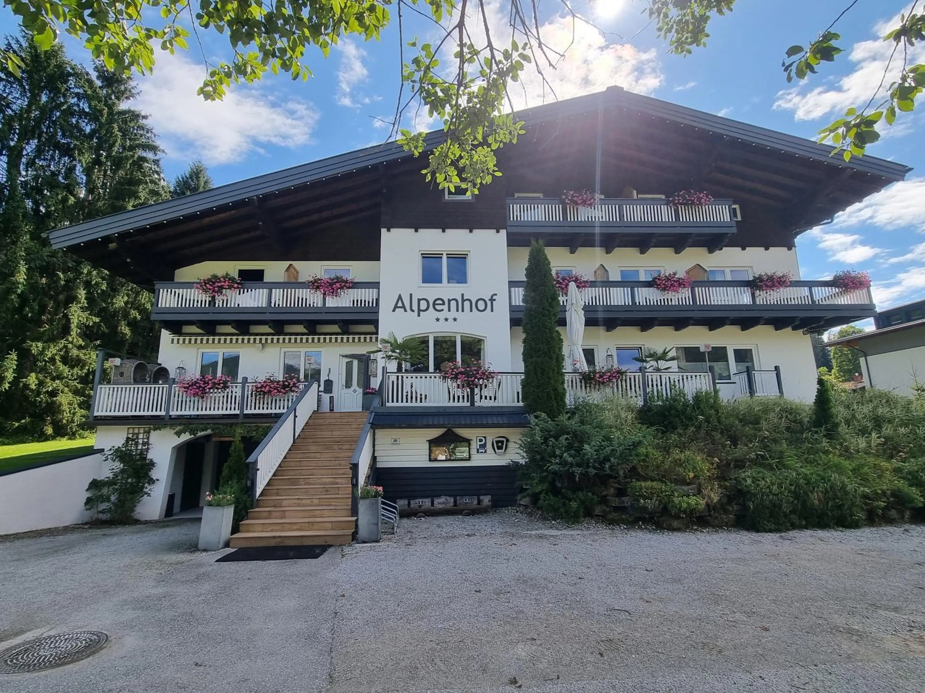 Property building in Boutique Hotel Alpenhof